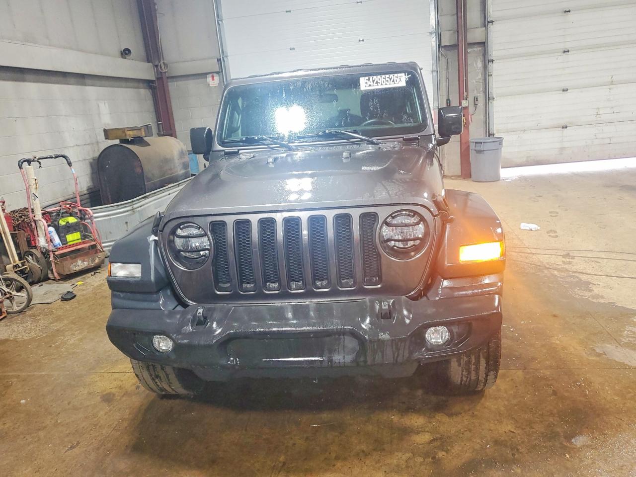 2018 Jeep Wrangler Unlimited Sport Серый vin: 1C4HJXDN6JW179903