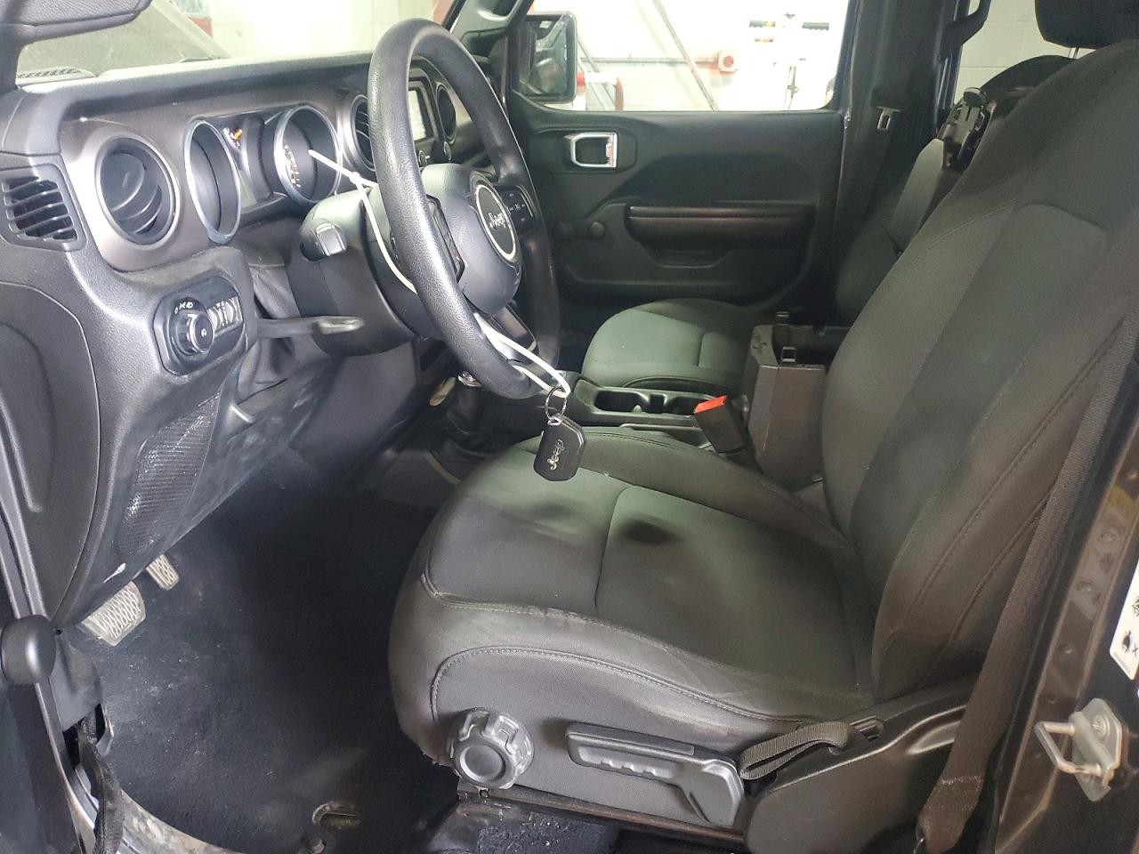2018 Jeep Wrangler Unlimited Sport Серый vin: 1C4HJXDN6JW179903