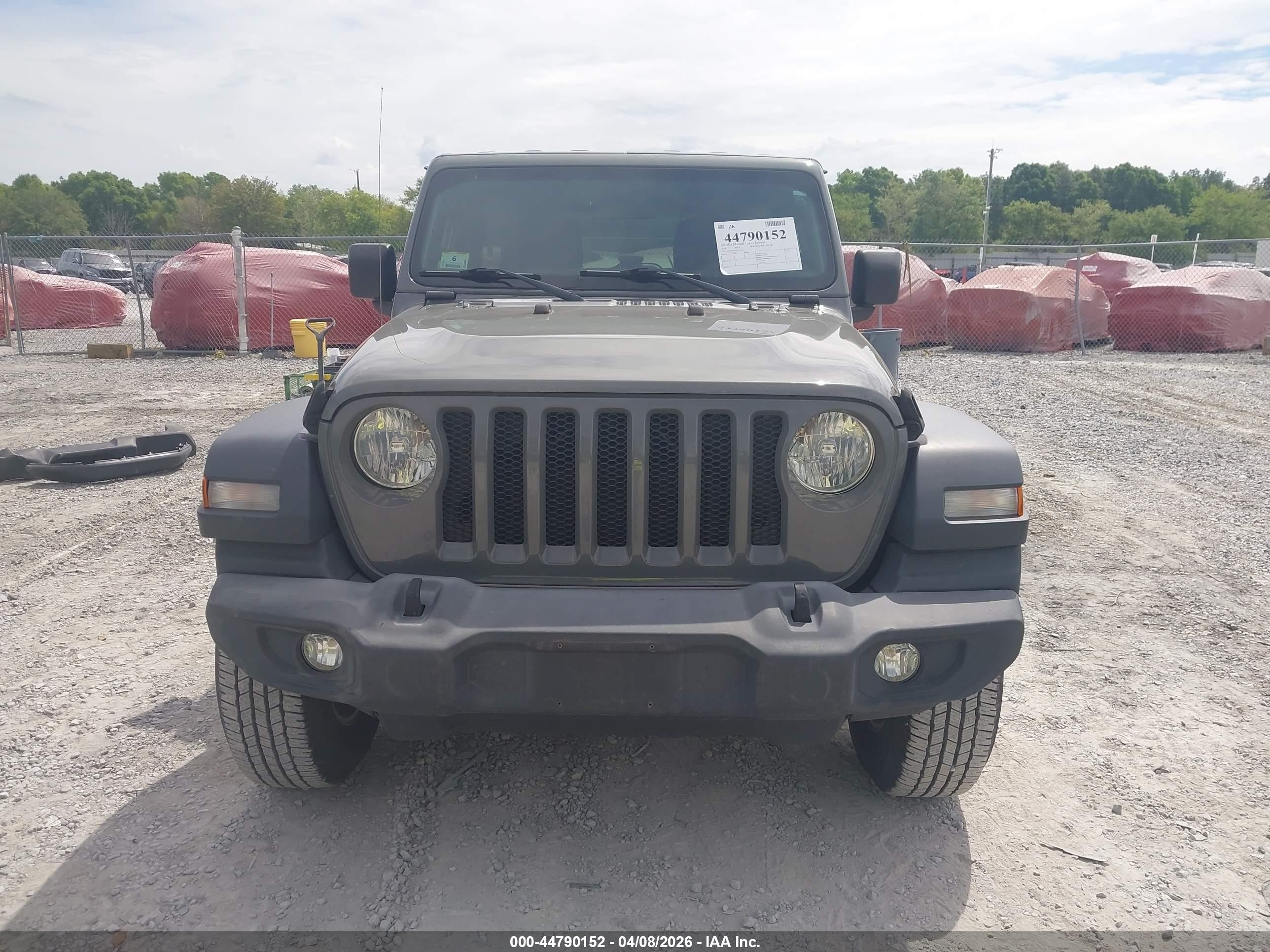 2018 Jeep Wrangler Unlimited Sport S 4x4 Серый vin: 1C4HJXDN6JW253353