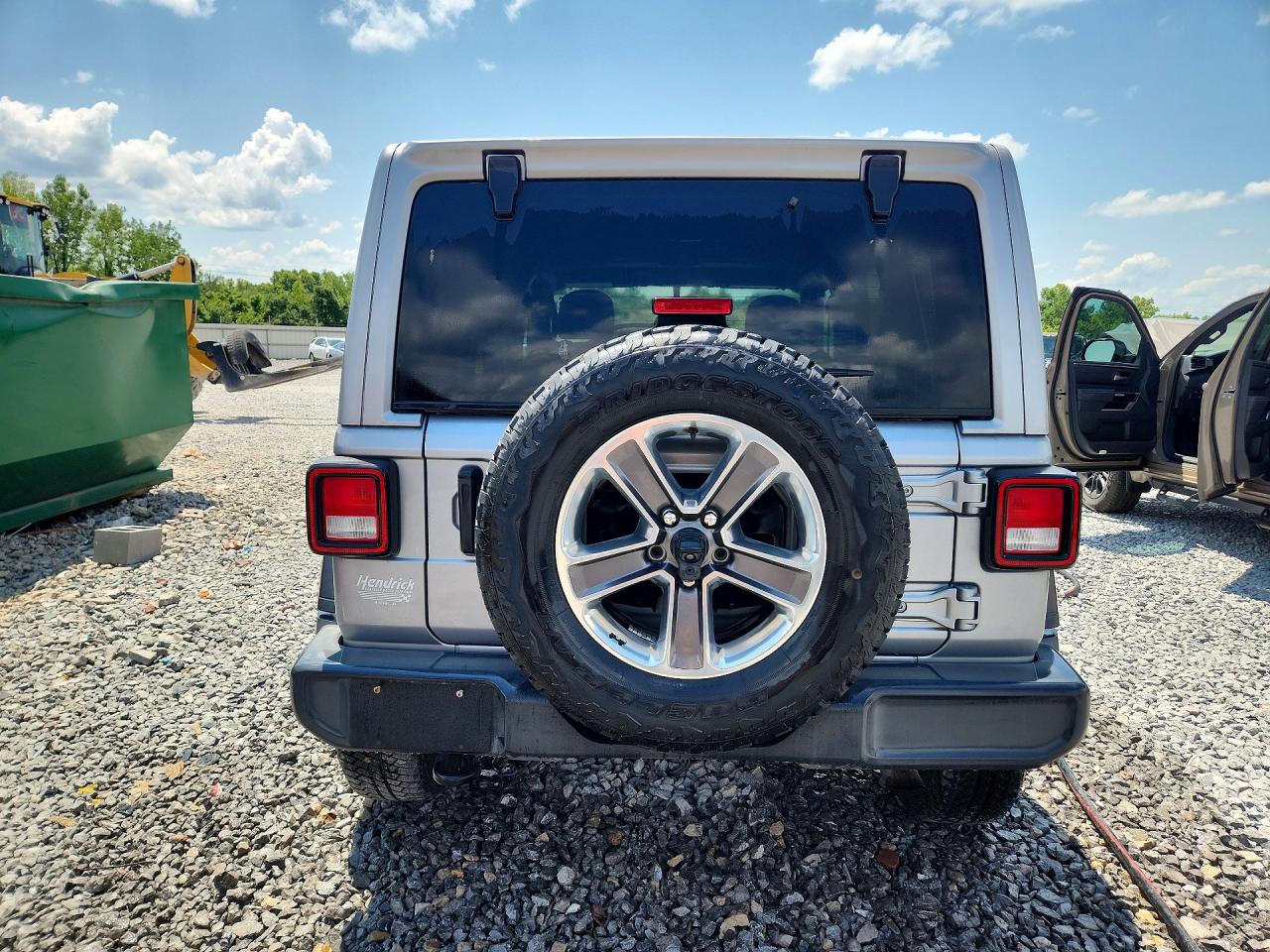 2021 Jeep Wrangler Unlimited Sport Silver vin: 1C4HJXDN7MW663549