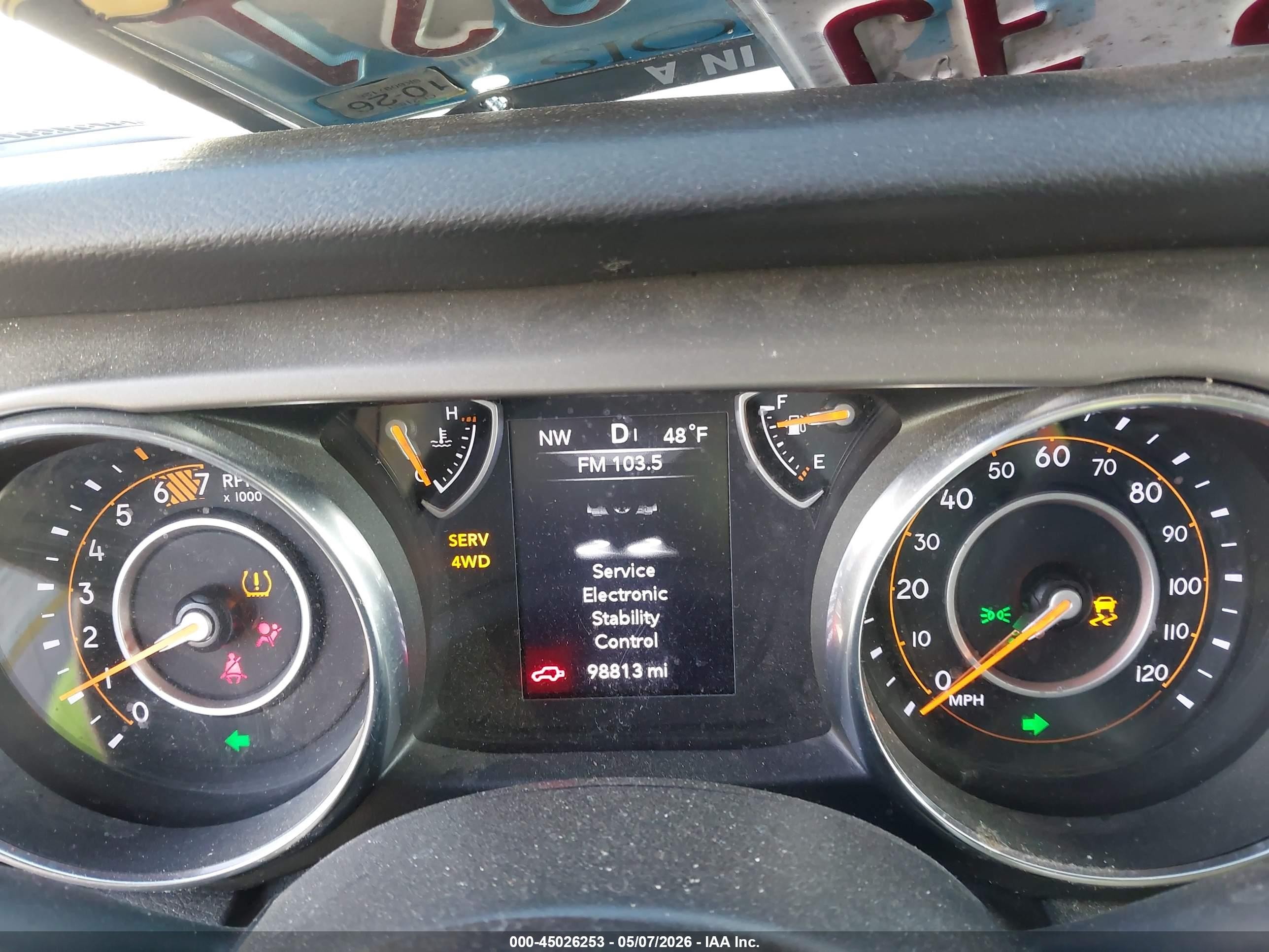 2019 Jeep Wrangler Unlimited Sport S 4x4 Silver vin: 1C4HJXDN8KW588972