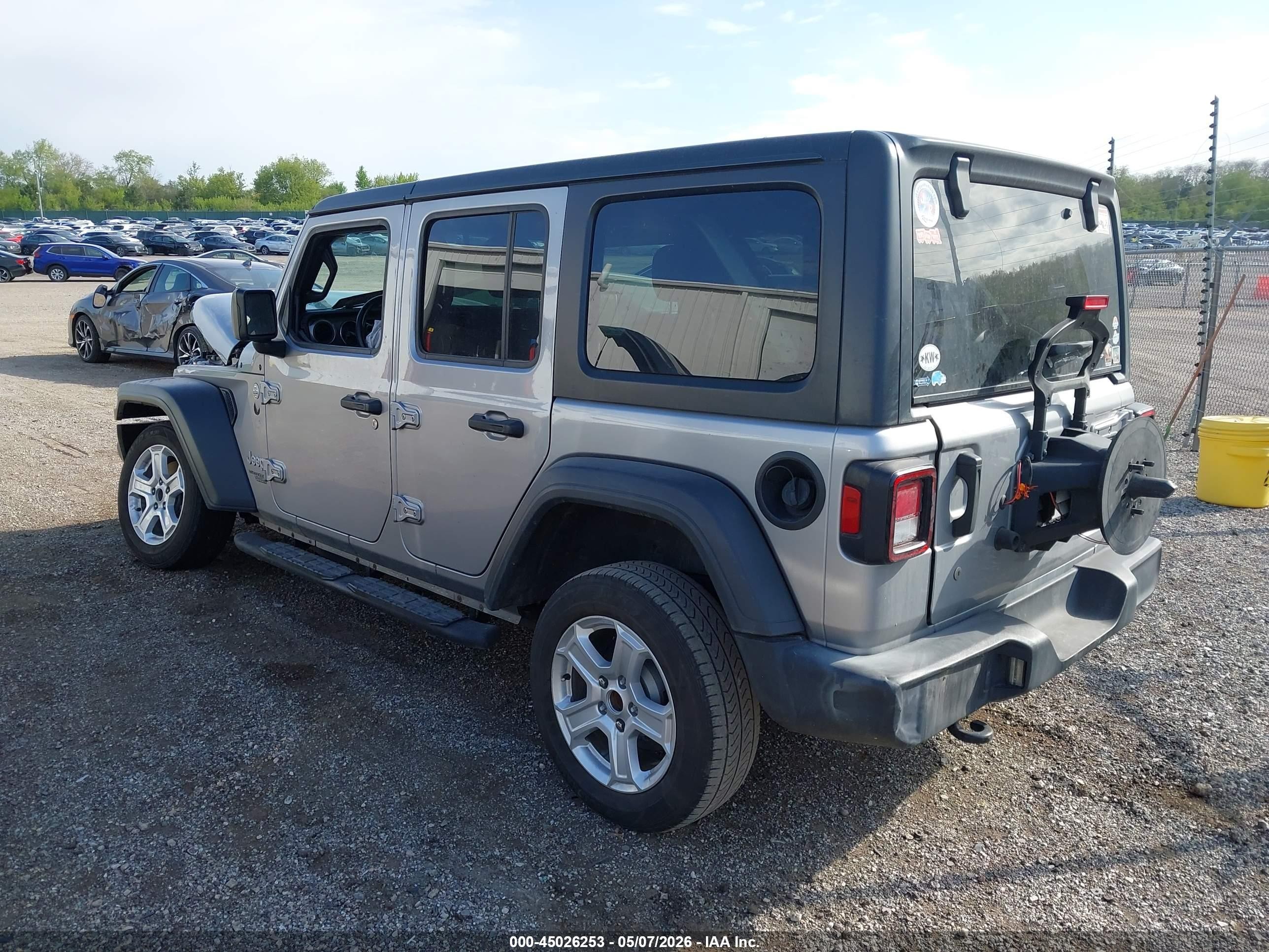2019 Jeep Wrangler Unlimited Sport S 4x4 Silver vin: 1C4HJXDN8KW588972