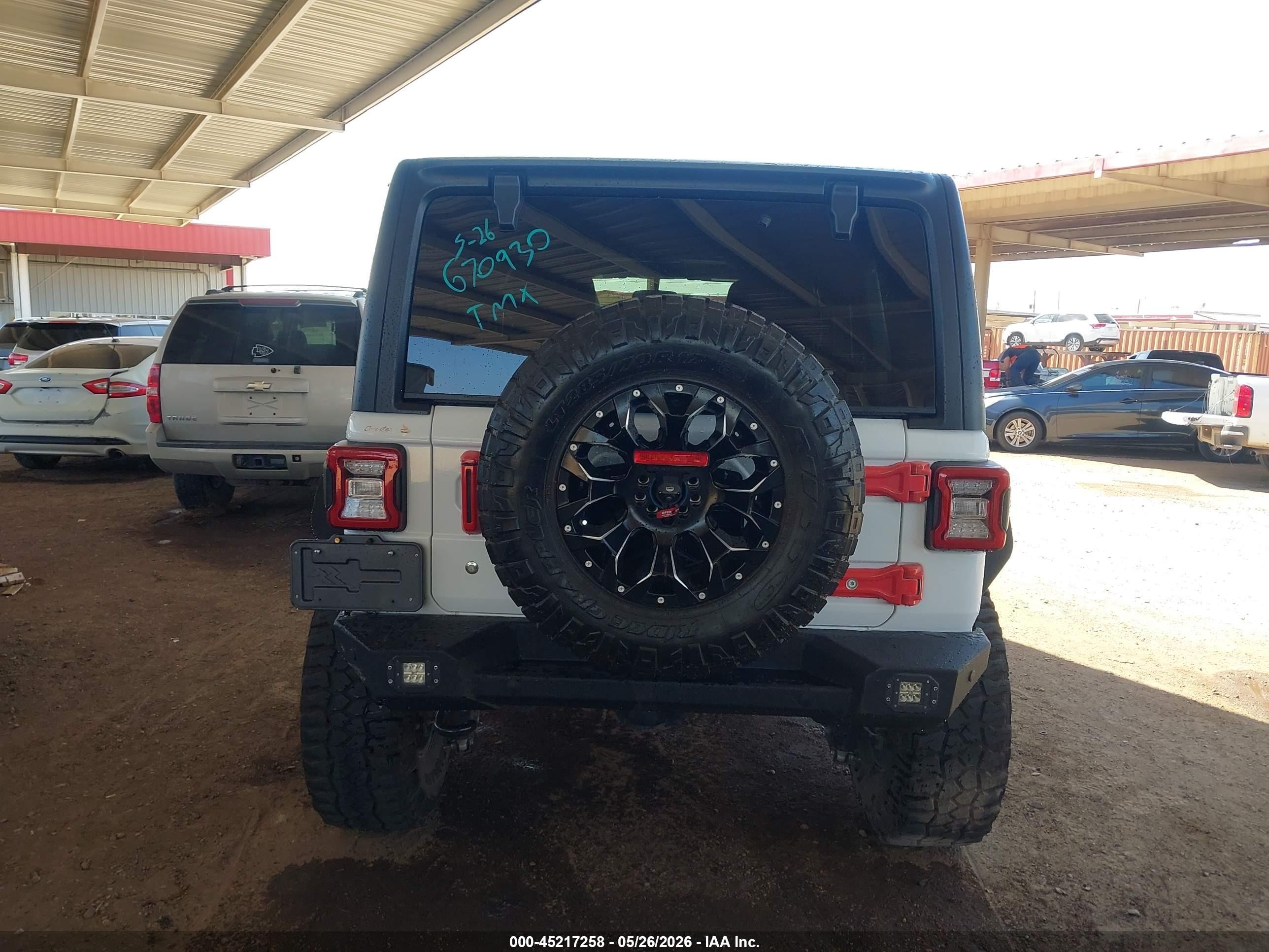 2019 Jeep Wrangler Unlimited Sport S 4x4 White vin: 1C4HJXDN8KW670930