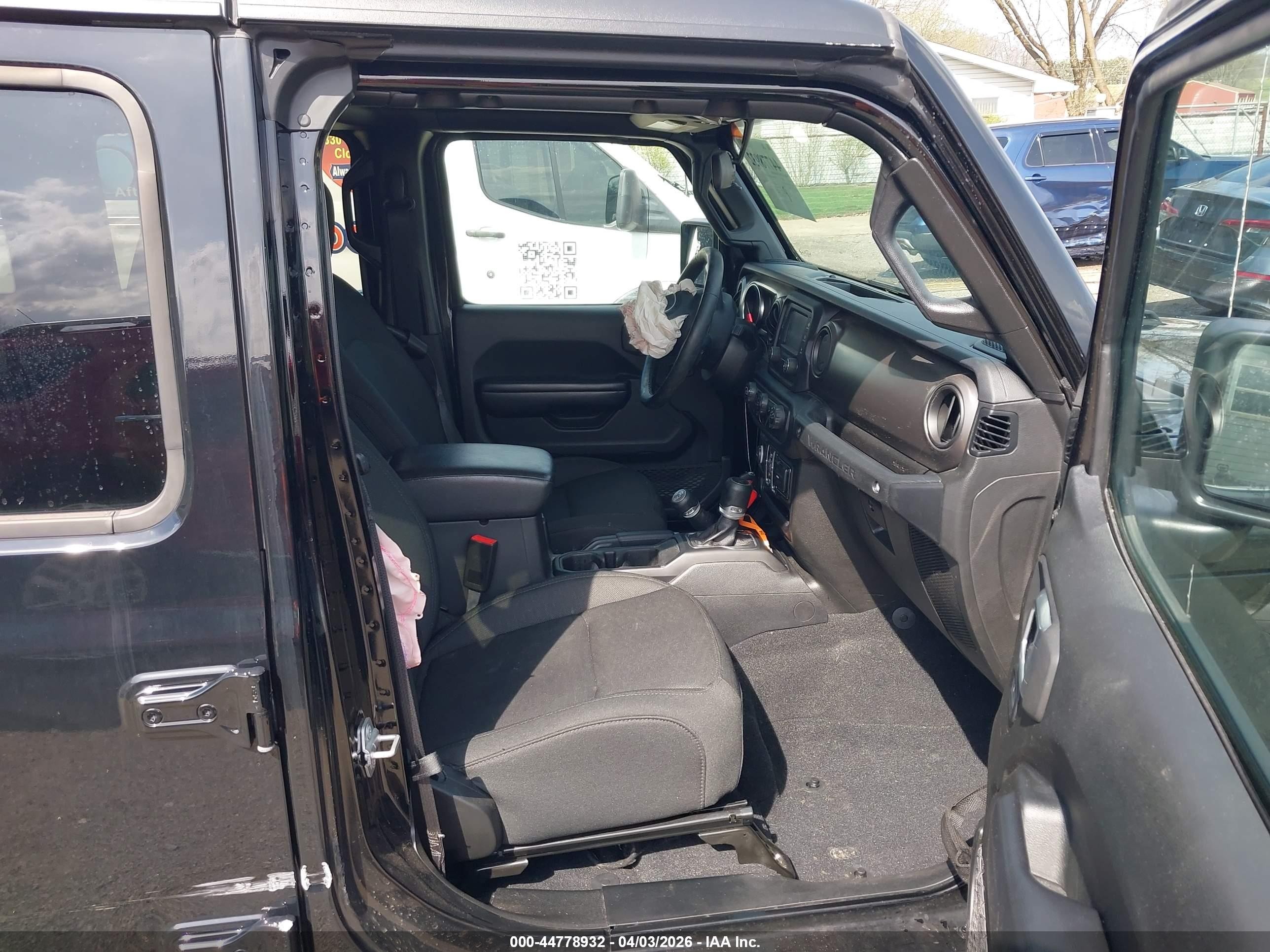 2020 Jeep Wrangler Unlimited Sport S 4x4 Black vin: 1C4HJXDN8LW166458