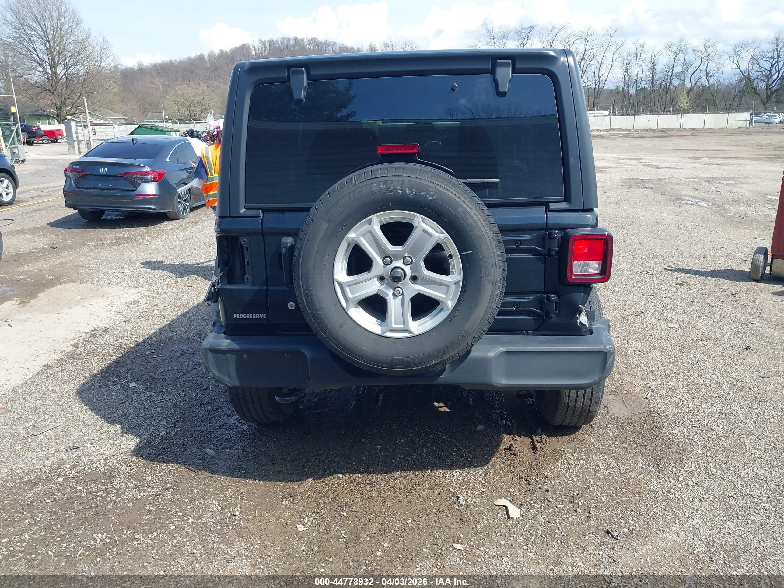 2020 Jeep Wrangler Unlimited Sport S 4x4 Black vin: 1C4HJXDN8LW166458
