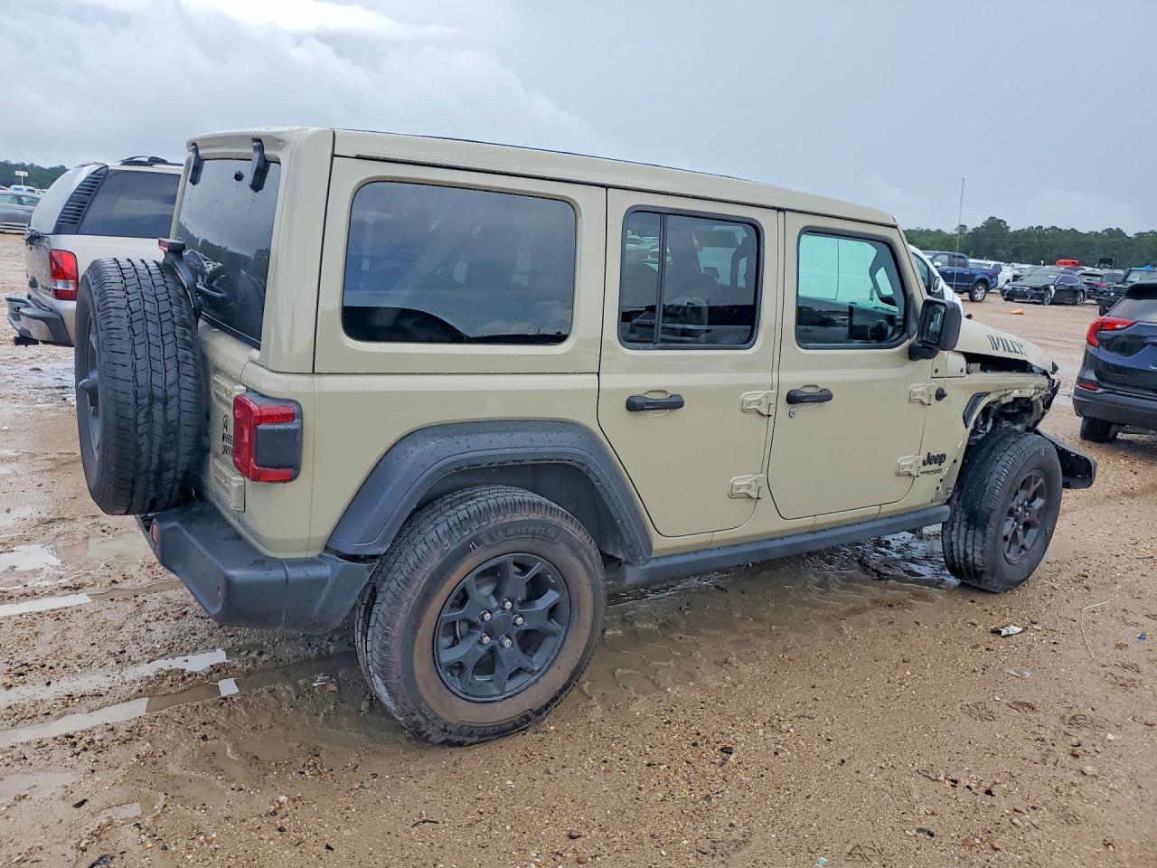 2022 Jeep Wrangler Unlimited Sport Tan vin: 1C4HJXDN8NW276171