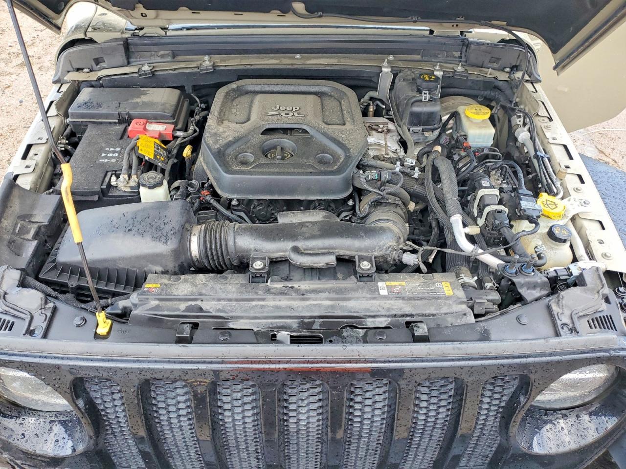 2022 Jeep Wrangler Unlimited Sport Tan vin: 1C4HJXDN8NW276171
