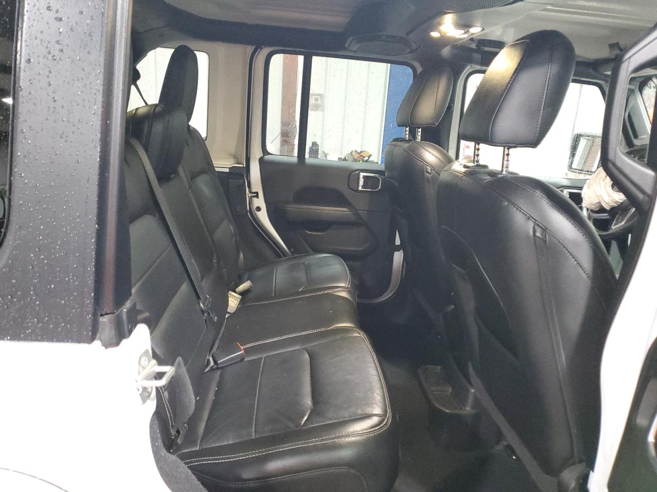 2021 Jeep Wrangler Unlimited Sahara Белый vin: 1C4HJXEG0MW858117