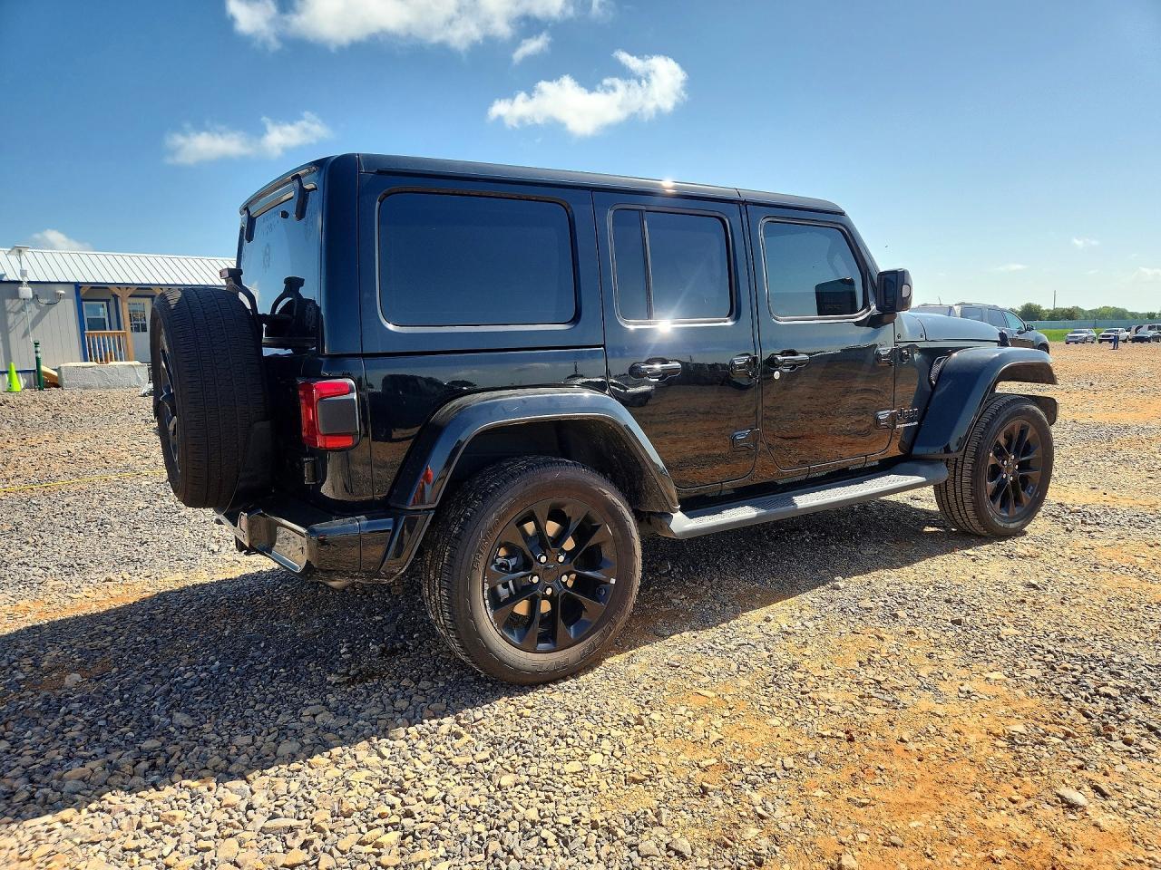 2023 Jeep Wrangler Sahara Black vin: 1C4HJXEG0PW607117
