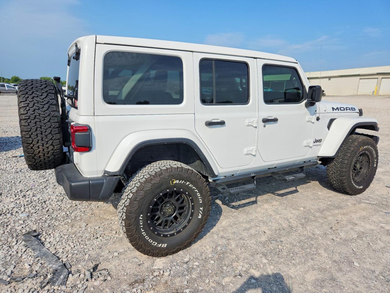 2019 Jeep Wrangler Unlimited Sahara White vin: 1C4HJXEG1KW642242