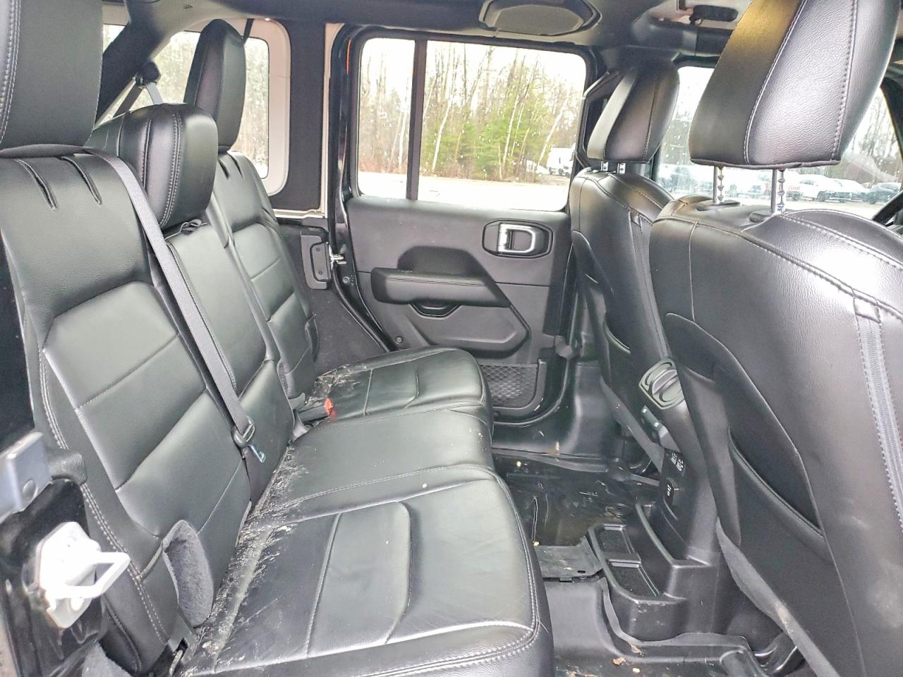 2020 Jeep Wrangler Unlimited Sahara Black vin: 1C4HJXEG1LW155060