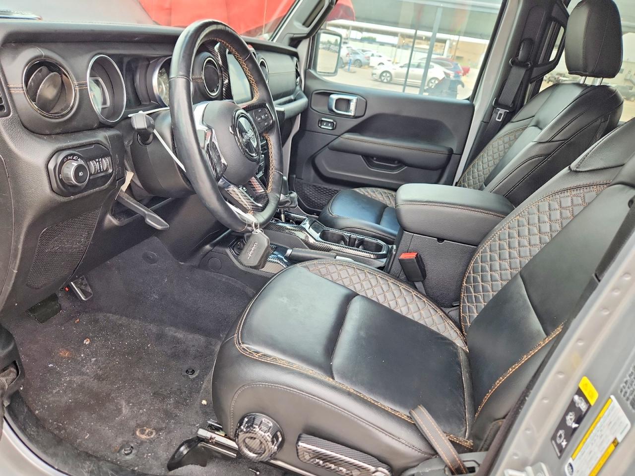 2021 Jeep Wrangler Unlimited Sahara Серебряный vin: 1C4HJXEG5MW659306