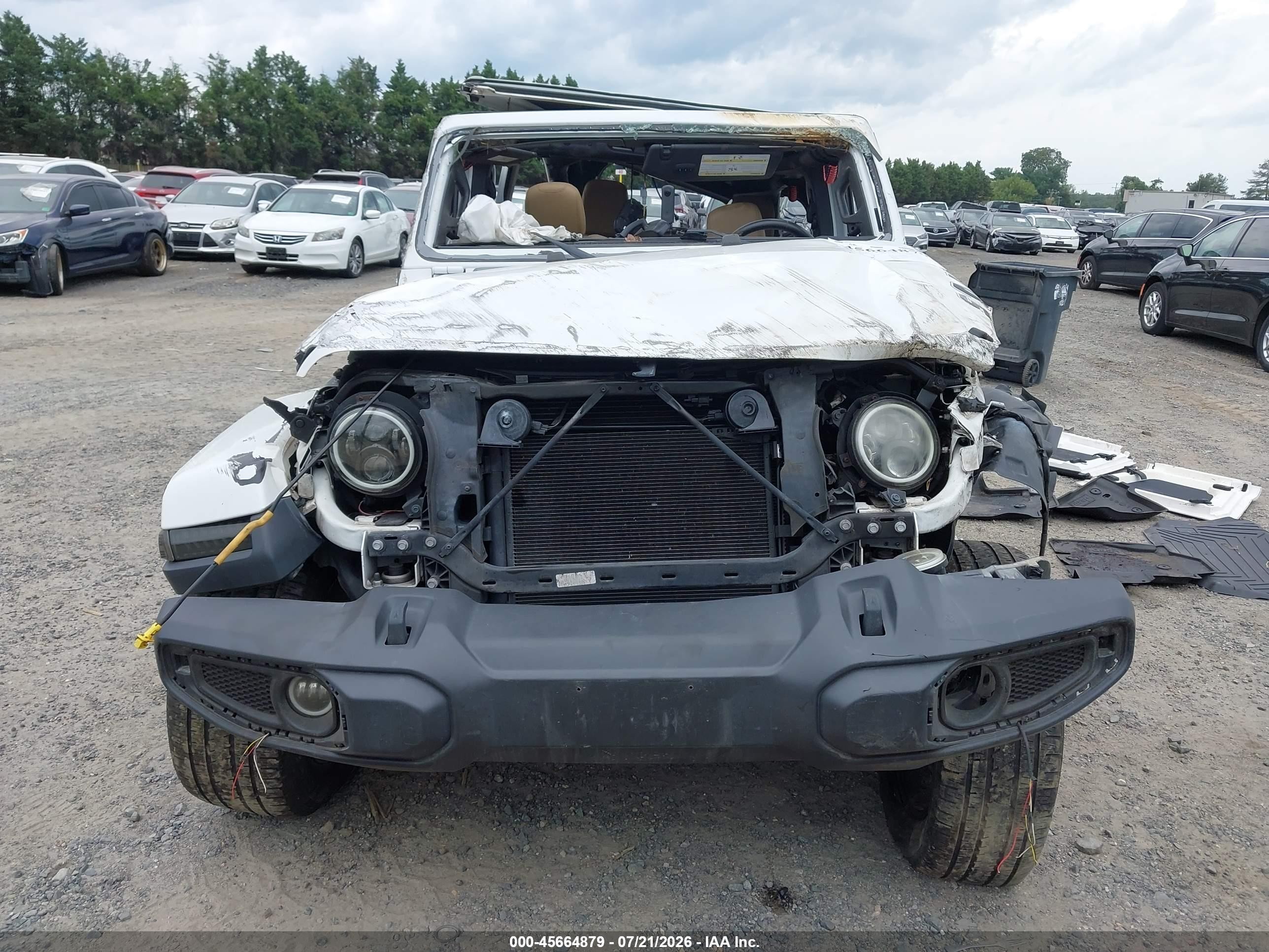 2019 Jeep Wrangler Unlimited Sahara 4x4 White vin: 1C4HJXEG6KW584662