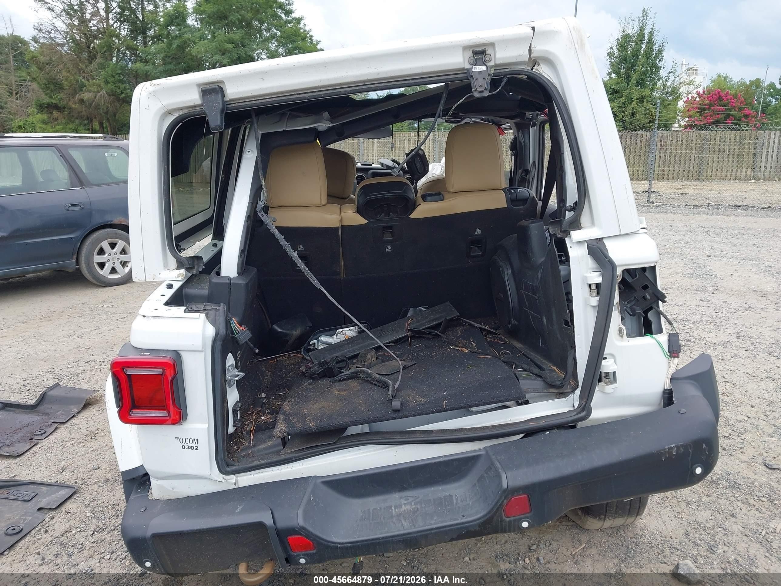 2019 Jeep Wrangler Unlimited Sahara 4x4 White vin: 1C4HJXEG6KW584662