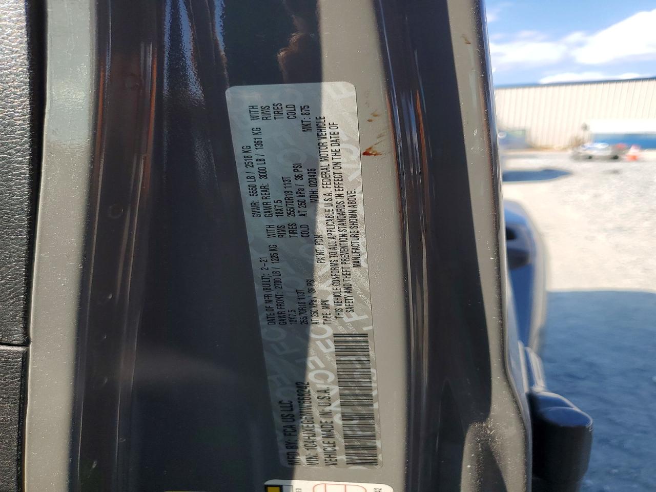 2021 Jeep Wrangler Unlimited Sahara Gray vin: 1C4HJXEG6MW668242