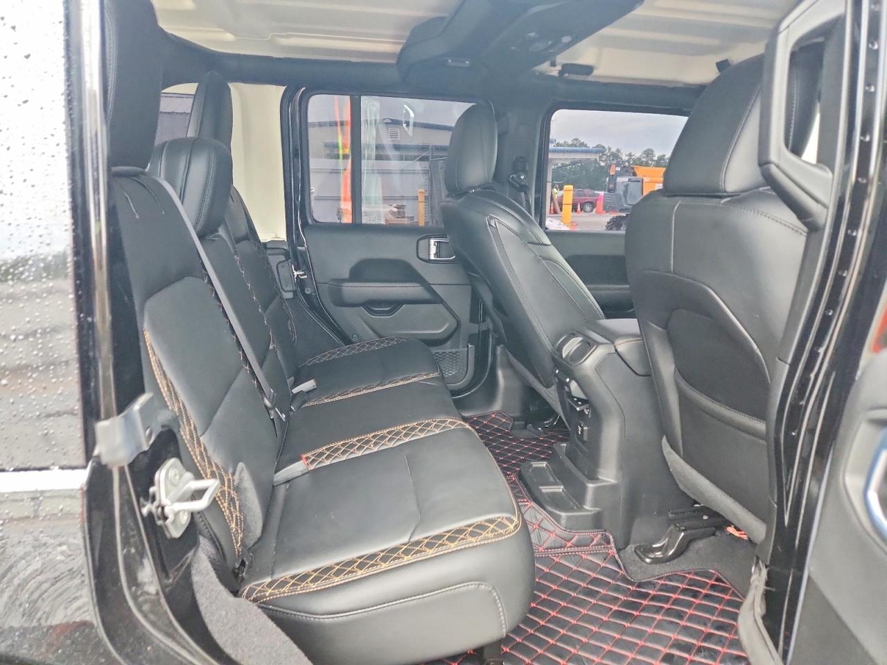 2022 Jeep Wrangler Unlimited Sahara Black vin: 1C4HJXEG6NW117987