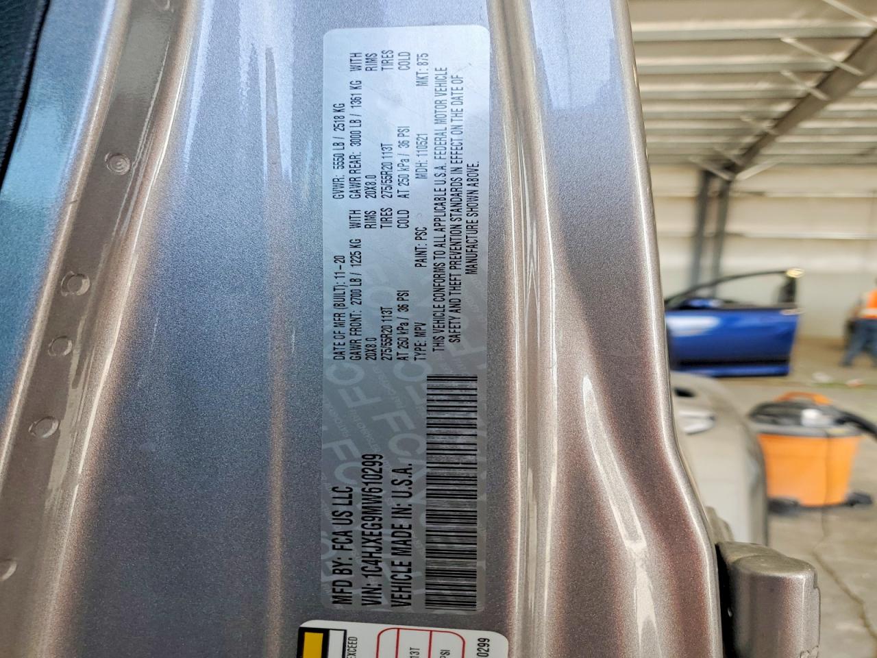 2021 Jeep Wrangler Unlimited Sahara Silver vin: 1C4HJXEG9MW610299