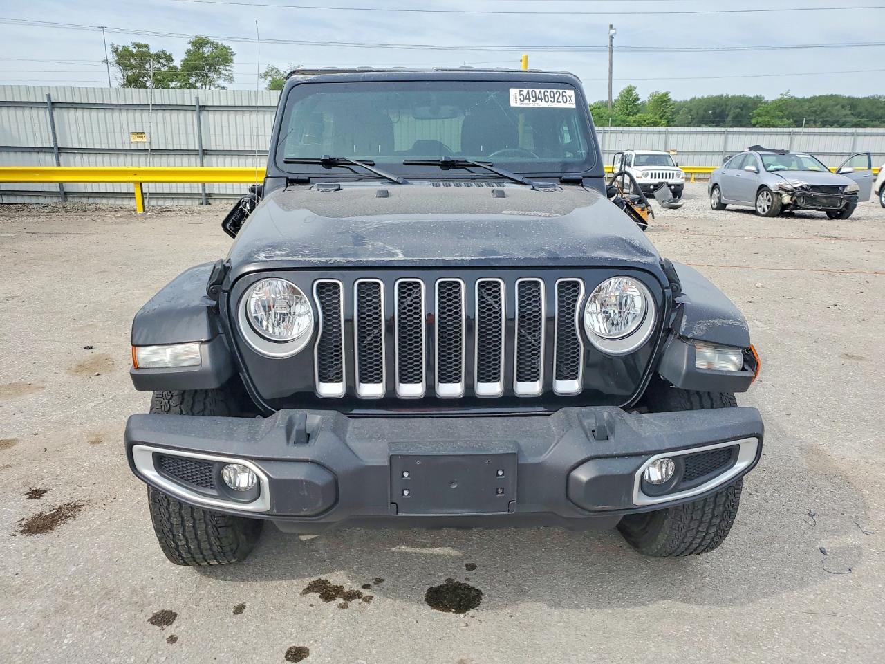 2021 Jeep Wrangler Unlimited Sahara Black vin: 1C4HJXEGXMW637558