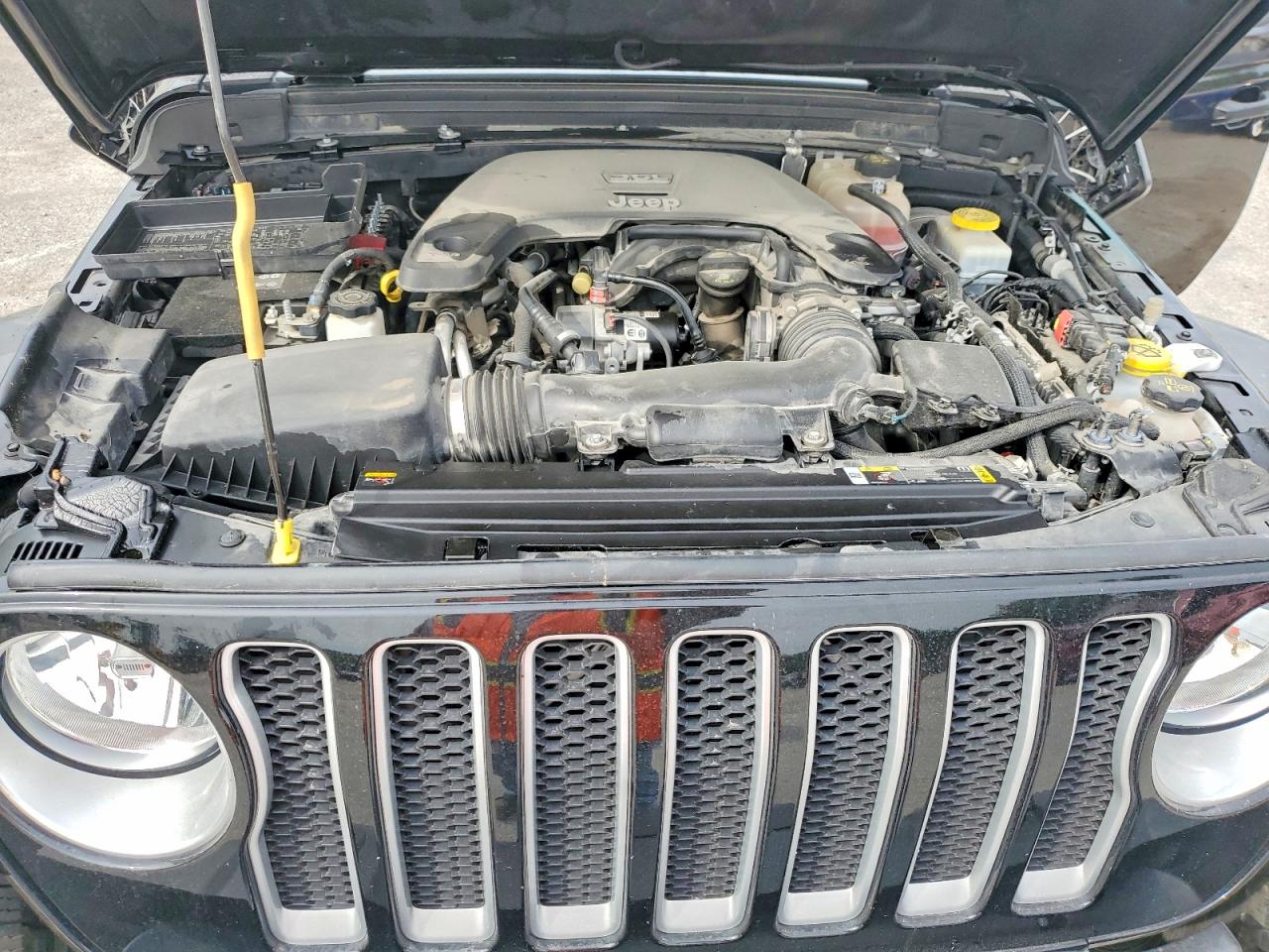 2021 Jeep Wrangler Unlimited Sahara Black vin: 1C4HJXEGXMW637558