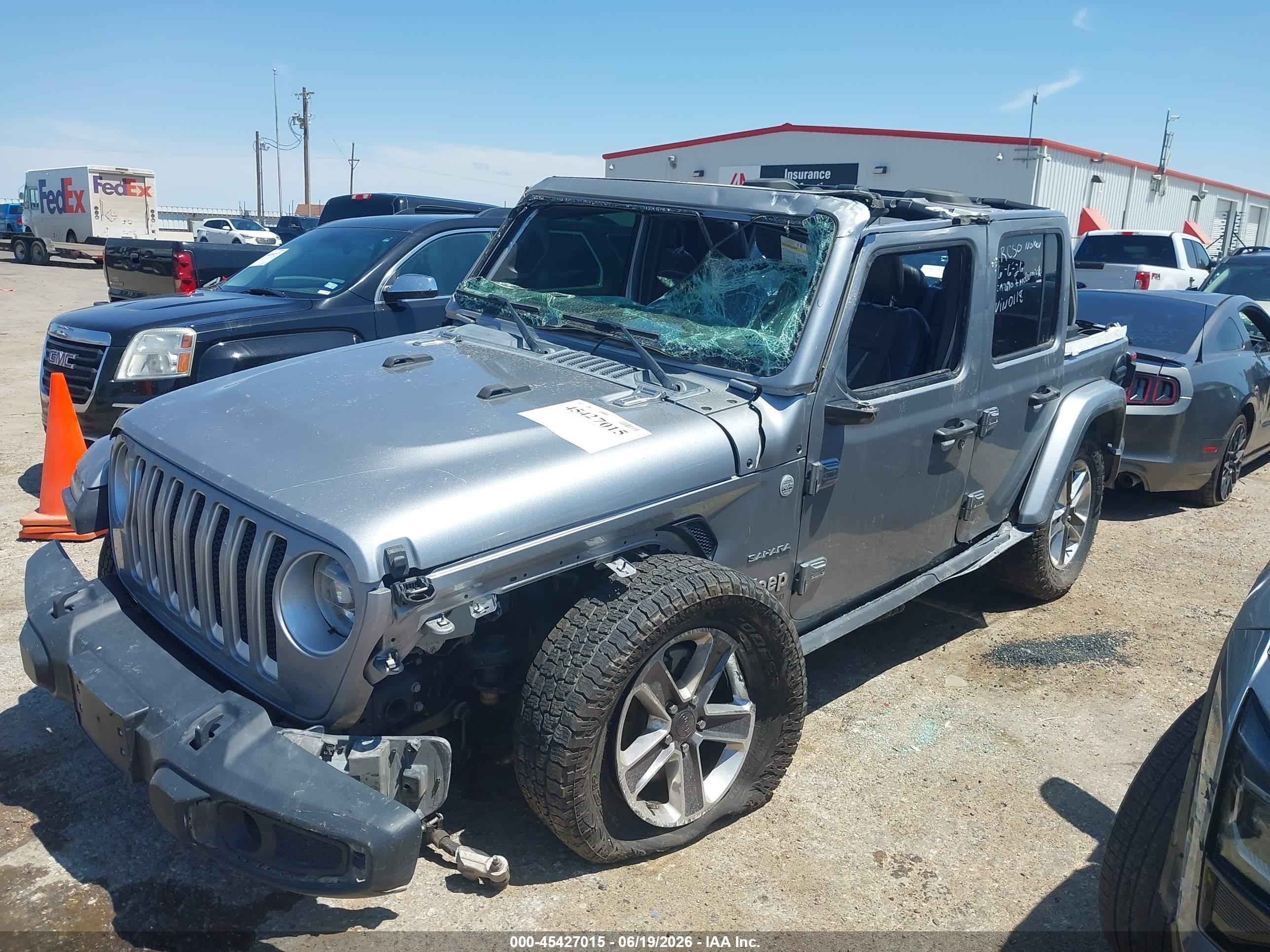 2019 Jeep Wrangler Unlimited Sahara 4x4 Gray vin: 1C4HJXEN0KW690118