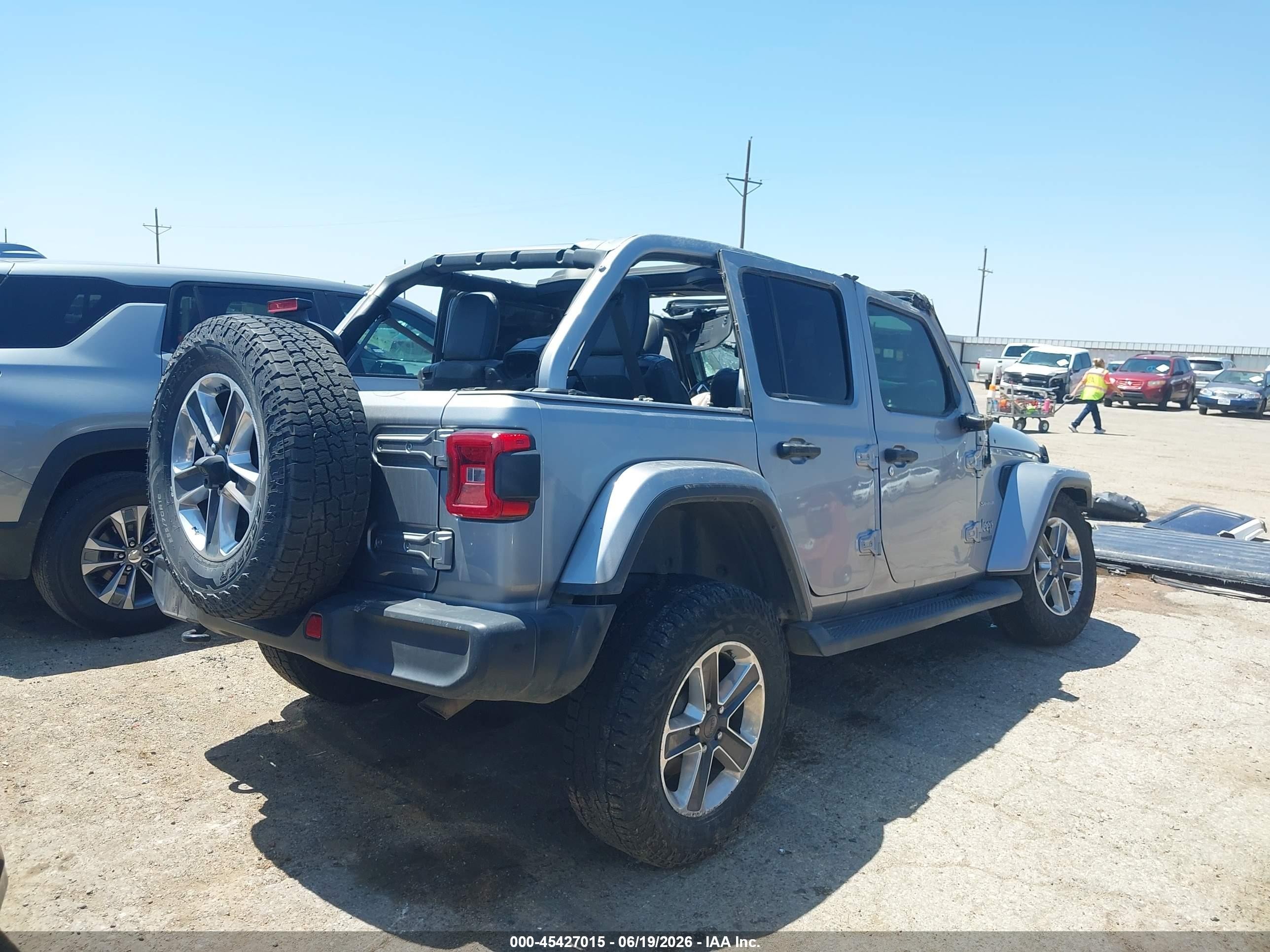 2019 Jeep Wrangler Unlimited Sahara 4x4 Gray vin: 1C4HJXEN0KW690118