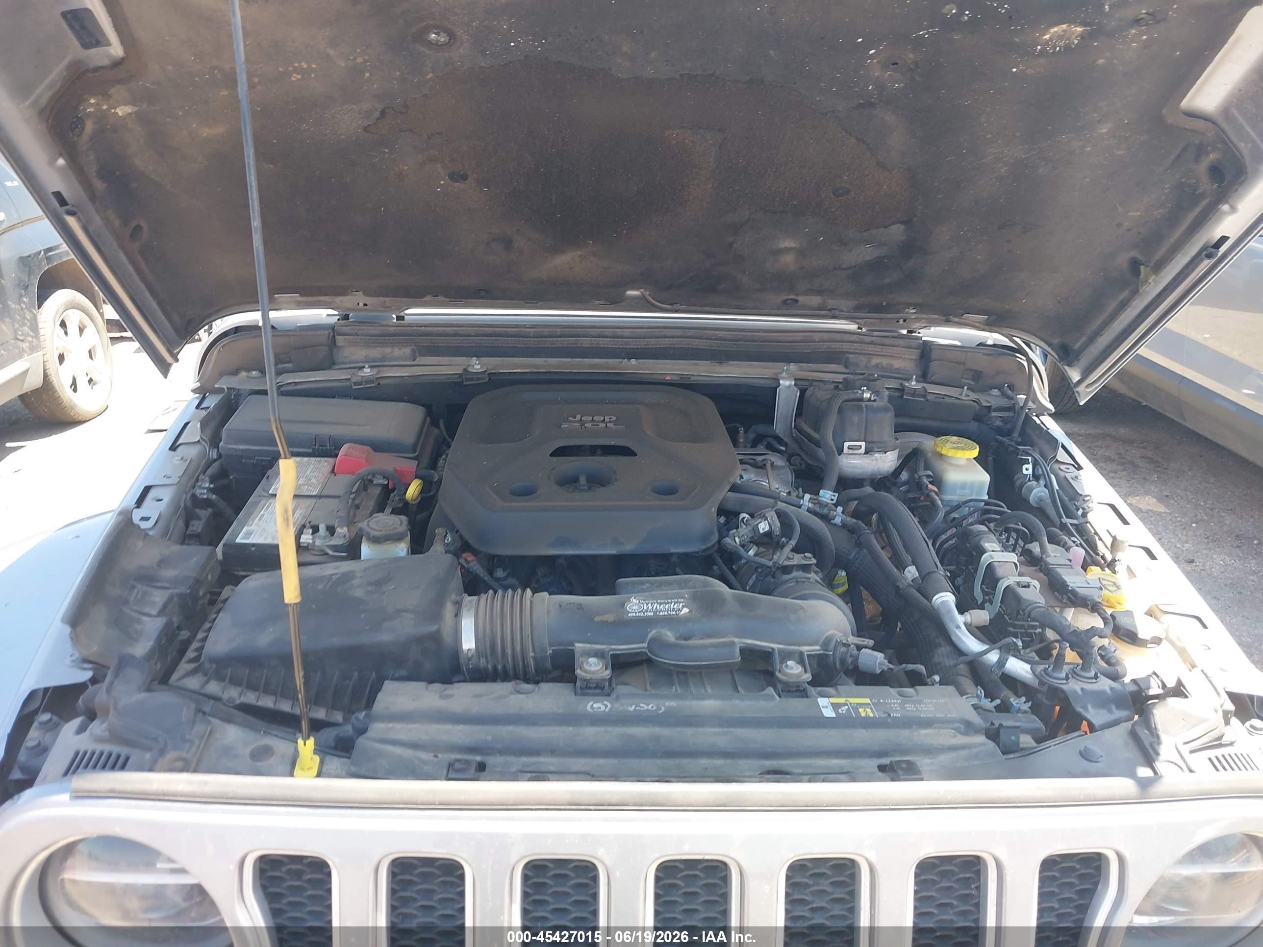 2019 Jeep Wrangler Unlimited Sahara 4x4 Gray vin: 1C4HJXEN0KW690118