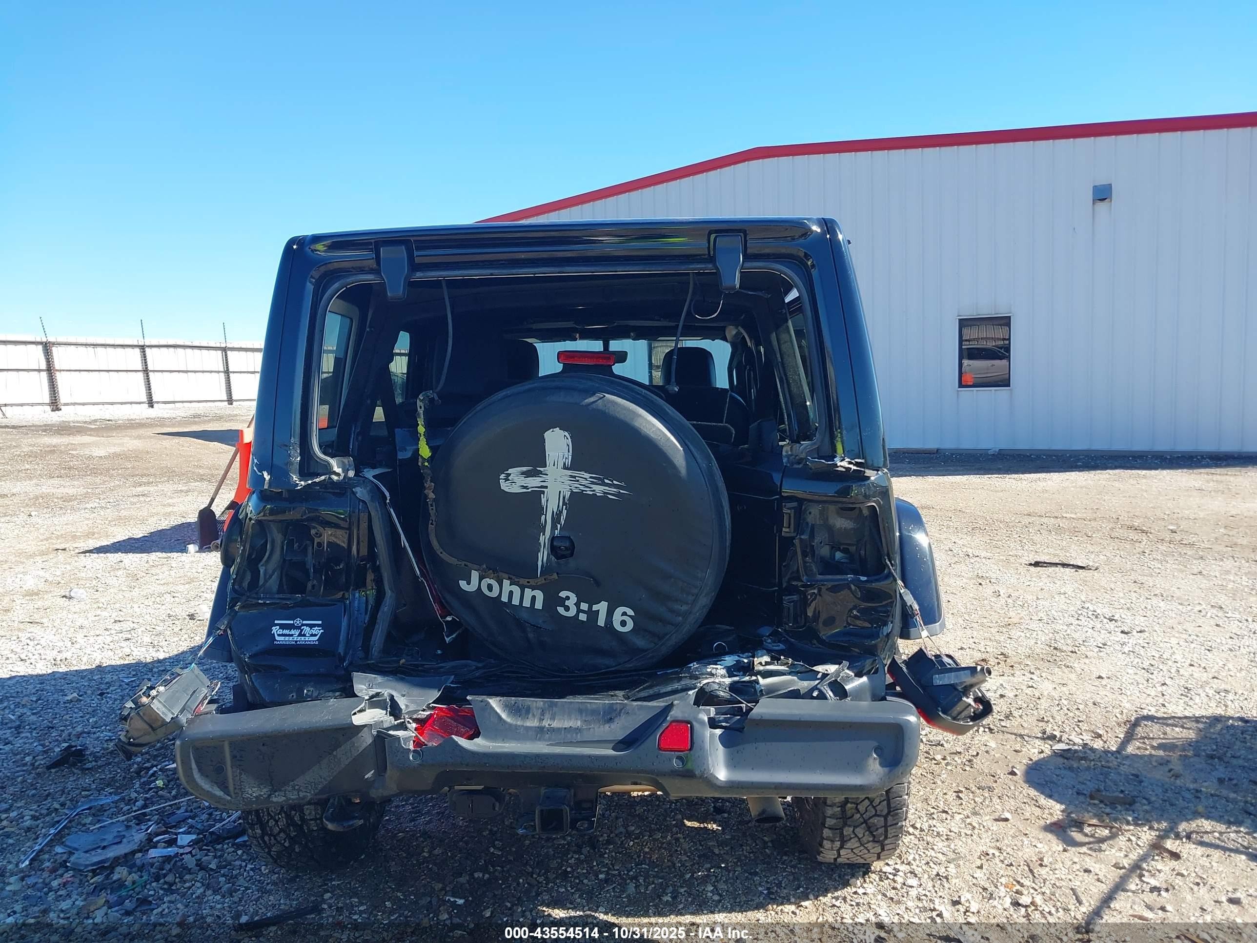 2018 Jeep Wrangler Unlimited Sahara 4x4 Черный vin: 1C4HJXEN4JW176058