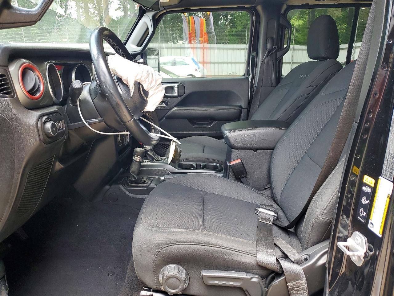 2021 Jeep Wrangler Unlimited Sahara Black vin: 1C4HJXEN4MW539740