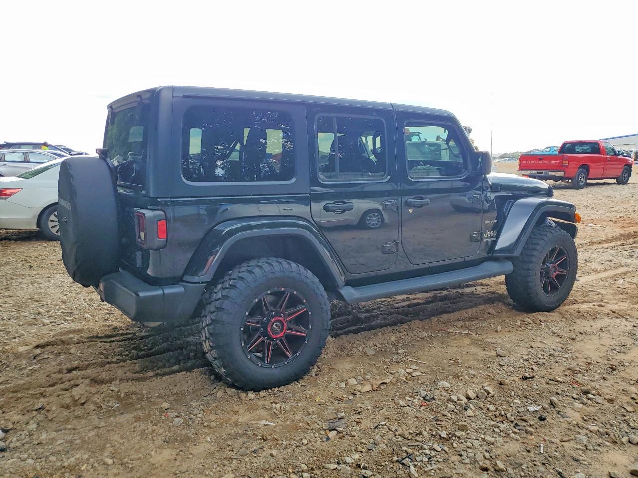 2021 Jeep Wrangler Unlimited Sahara Black vin: 1C4HJXEN4MW539740