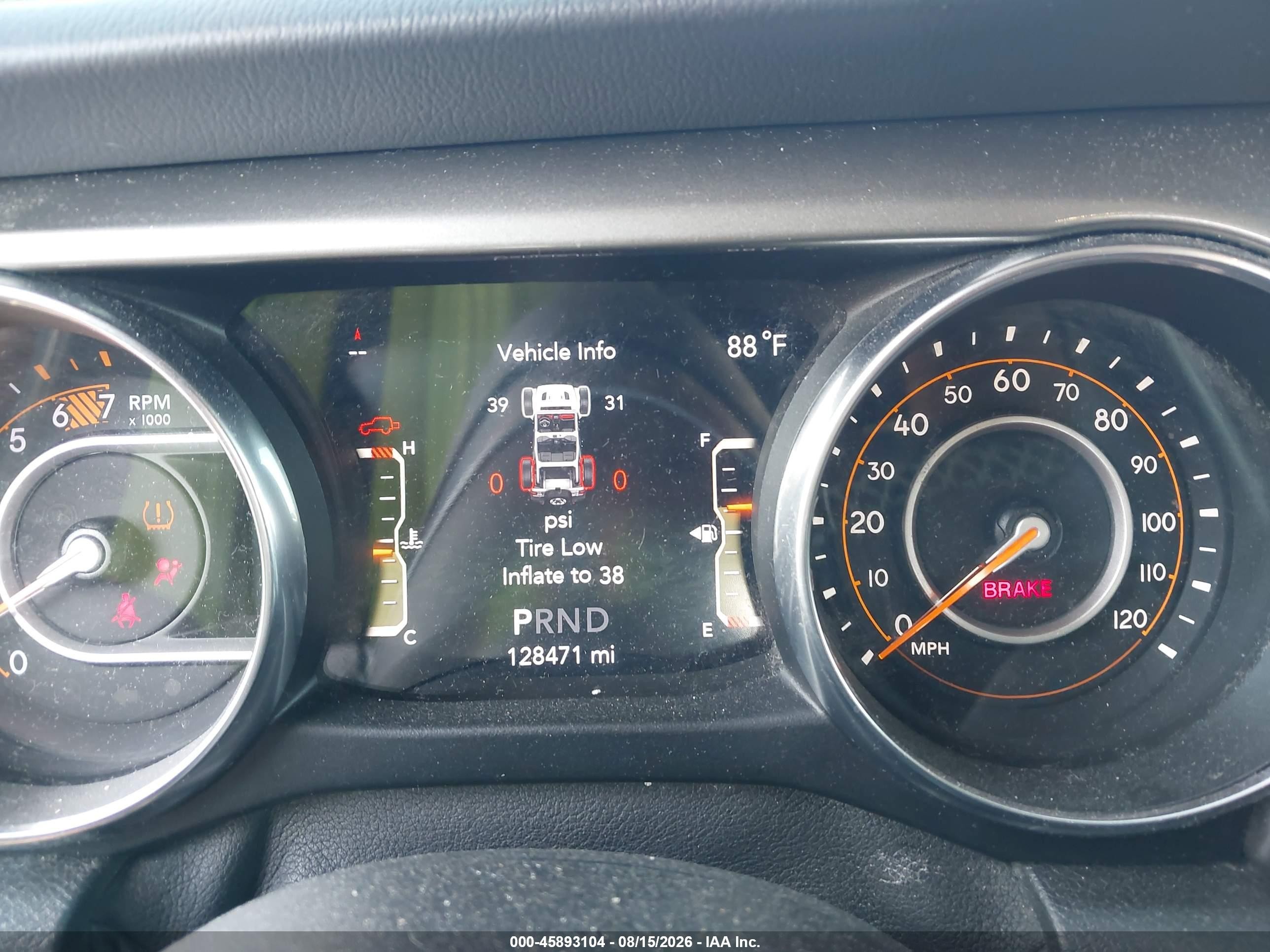 2019 Jeep Wrangler Unlimited Sahara 4x4 Silver vin: 1C4HJXEN6KW567245