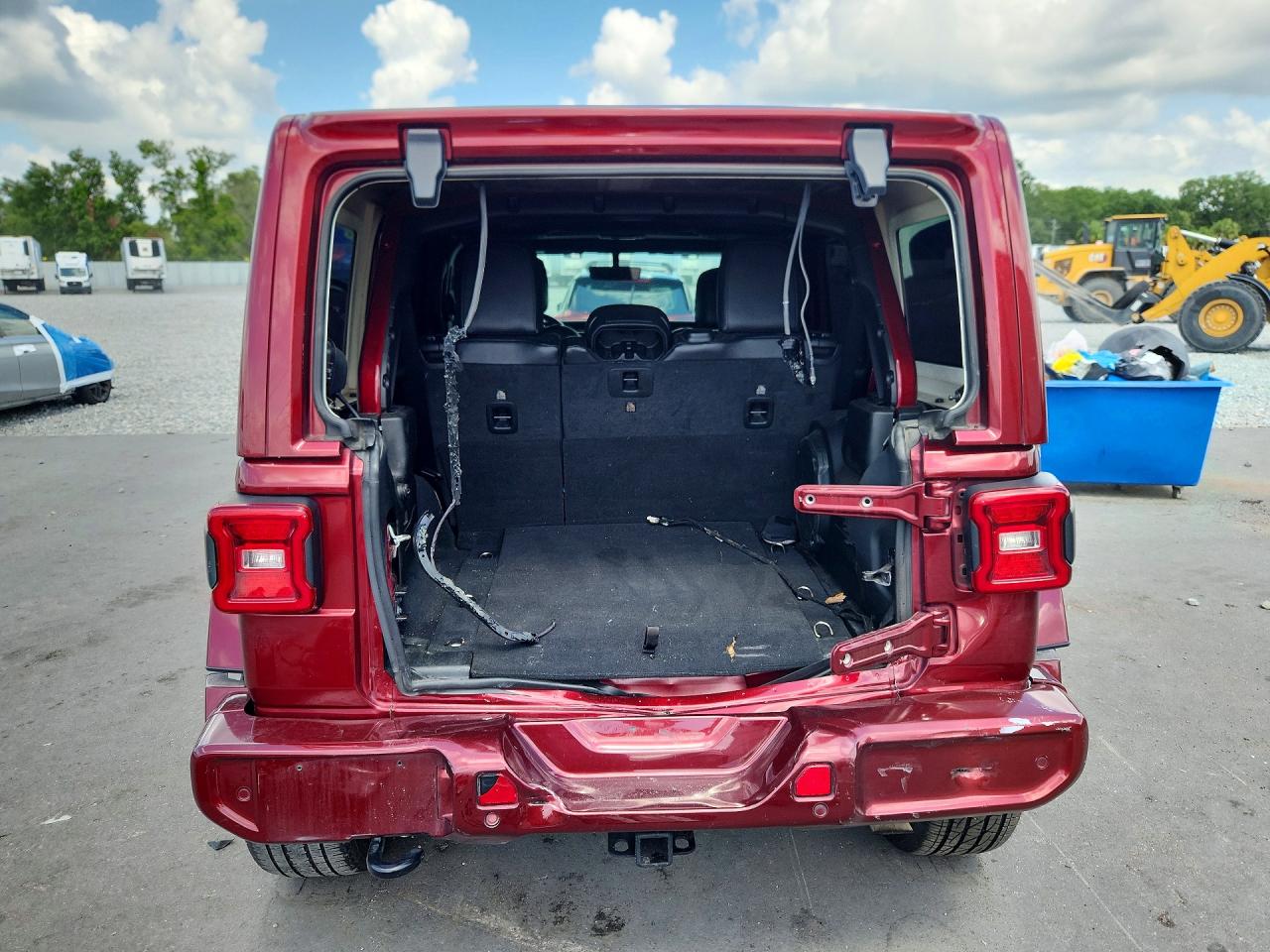 2021 Jeep Wrangler Unlimited Sahara Red vin: 1C4HJXEN6MW692586
