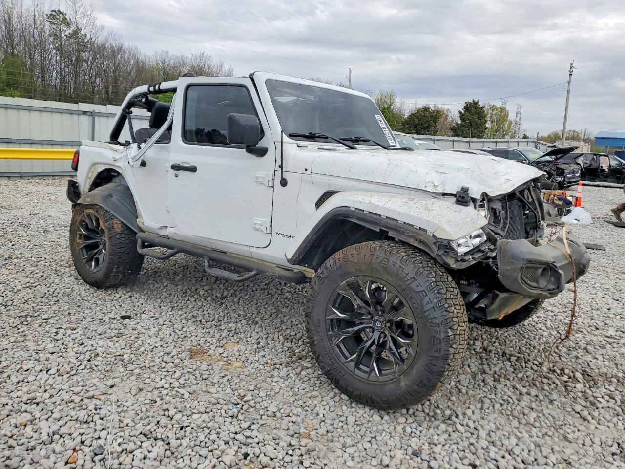 2022 Jeep Wrangler Unlimited Sahara White vin: 1C4HJXEN6NW246388