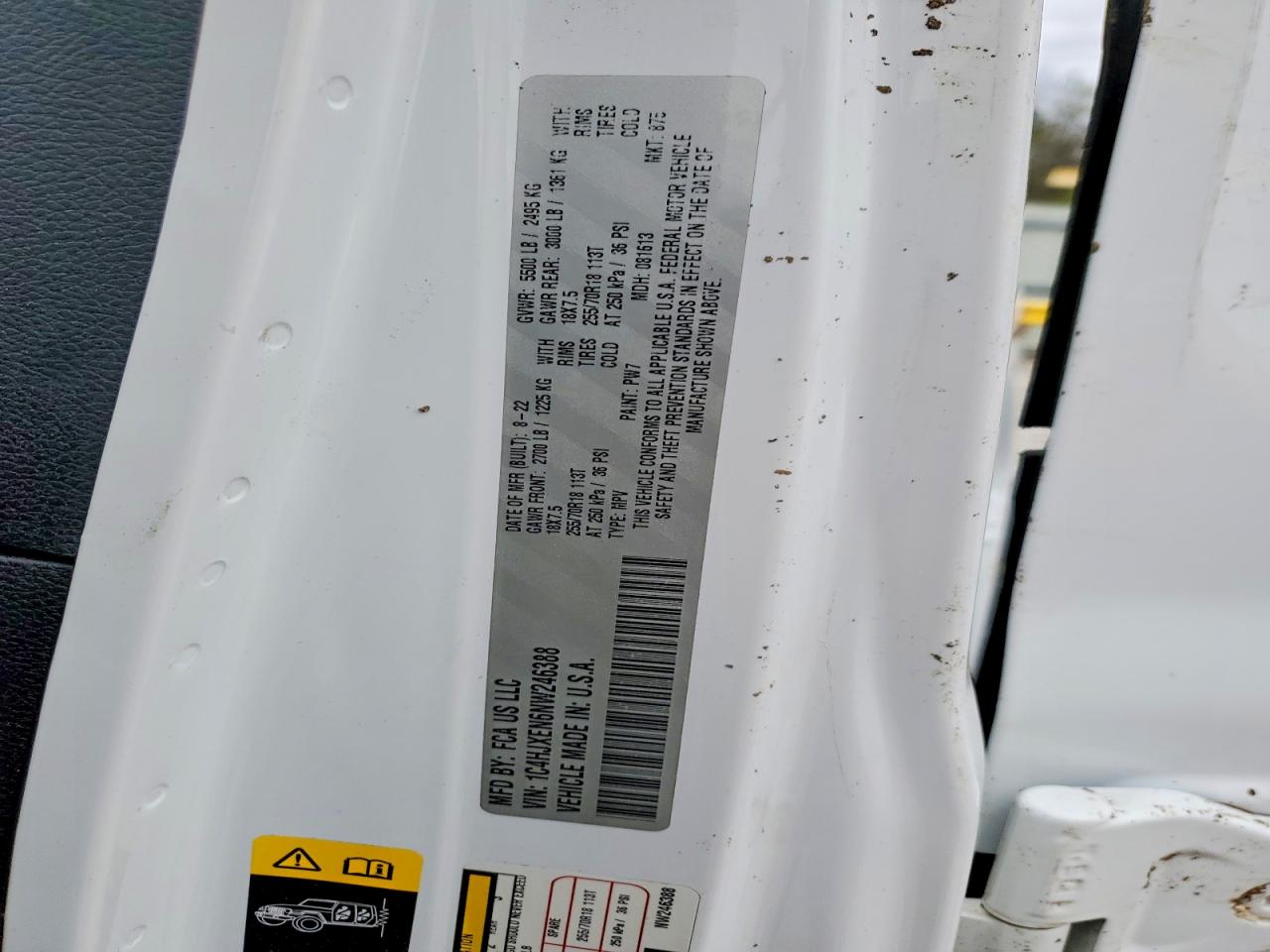 2022 Jeep Wrangler Unlimited Sahara White vin: 1C4HJXEN6NW246388
