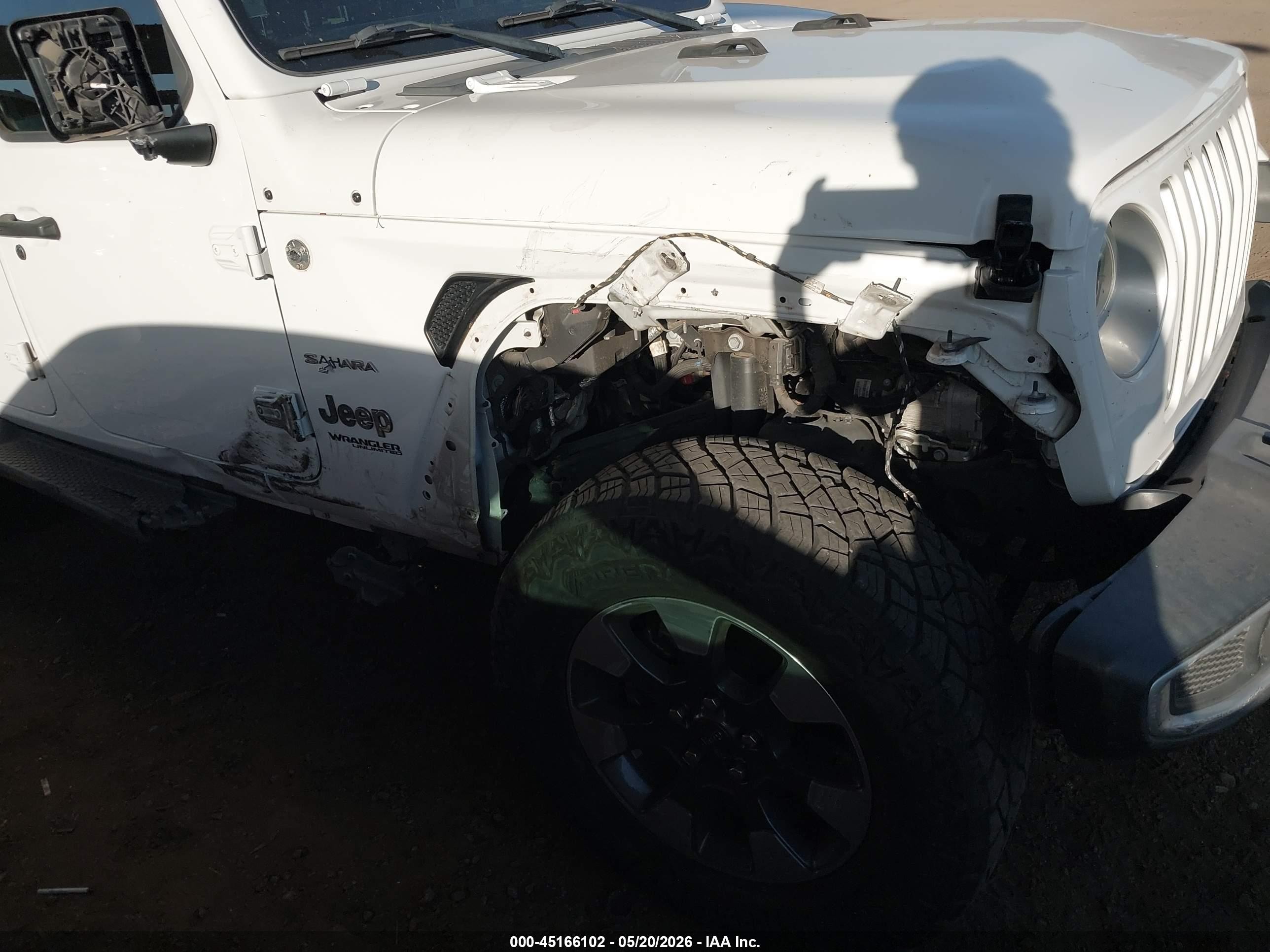 2018 Jeep Wrangler Unlimited Sahara 4x4 White vin: 1C4HJXEN7JW220103