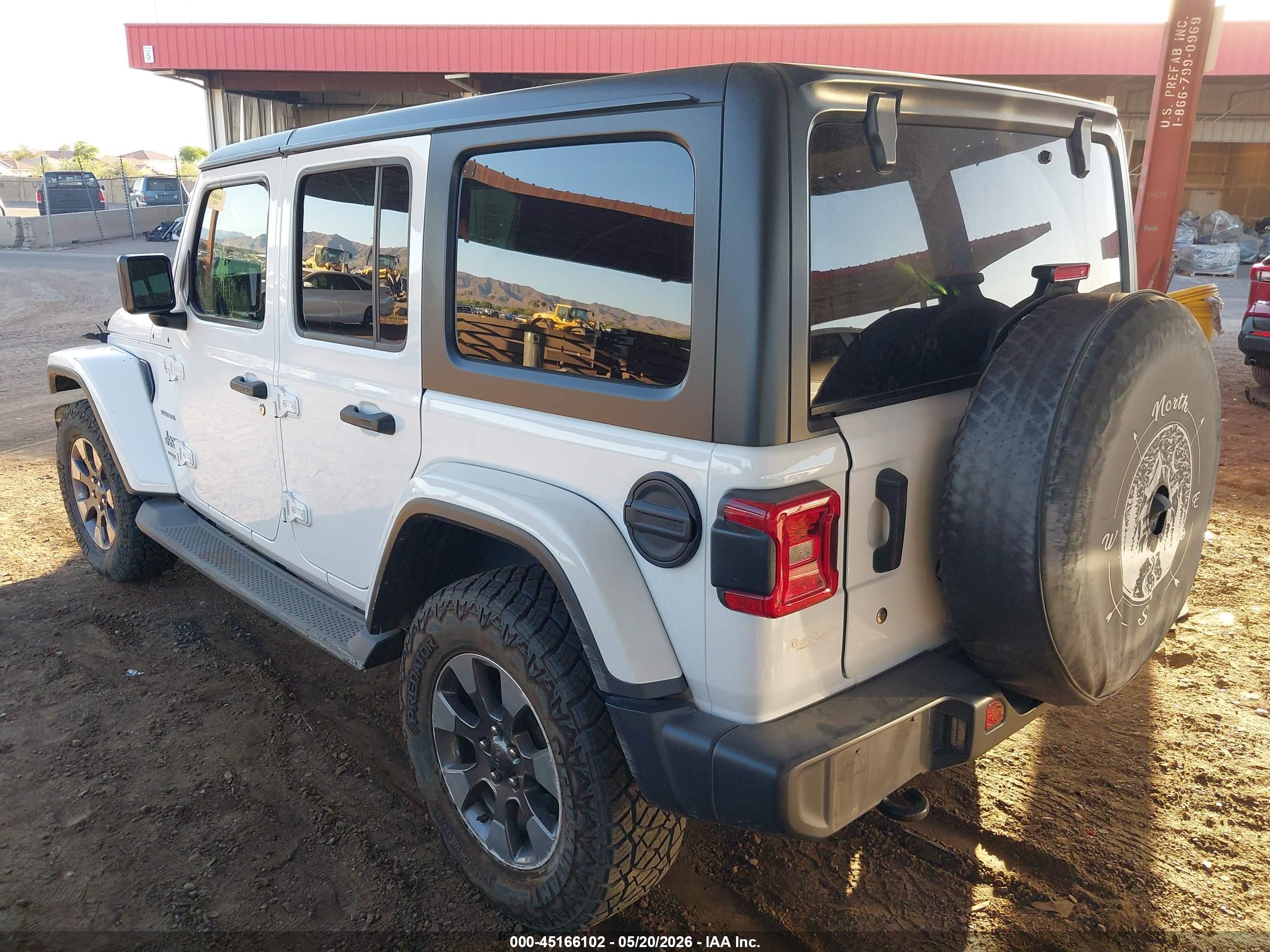 2018 Jeep Wrangler Unlimited Sahara 4x4 White vin: 1C4HJXEN7JW220103