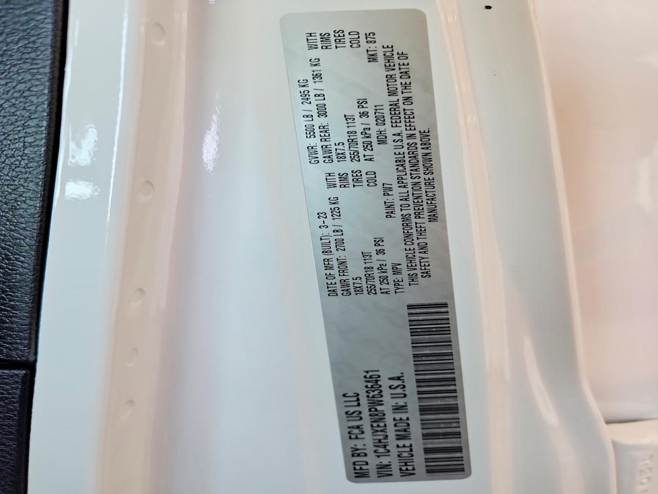 2023 Jeep Wrangler Sahara White vin: 1C4HJXEN8PW636461
