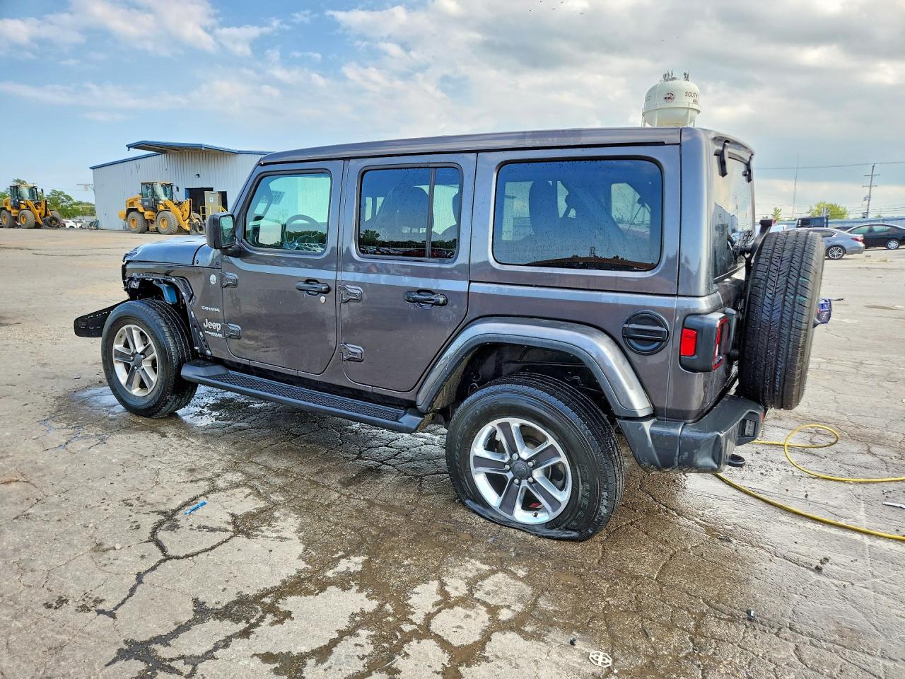 2021 Jeep Wrangler Unlimited Sahara Charcoal vin: 1C4HJXEN9MW573267