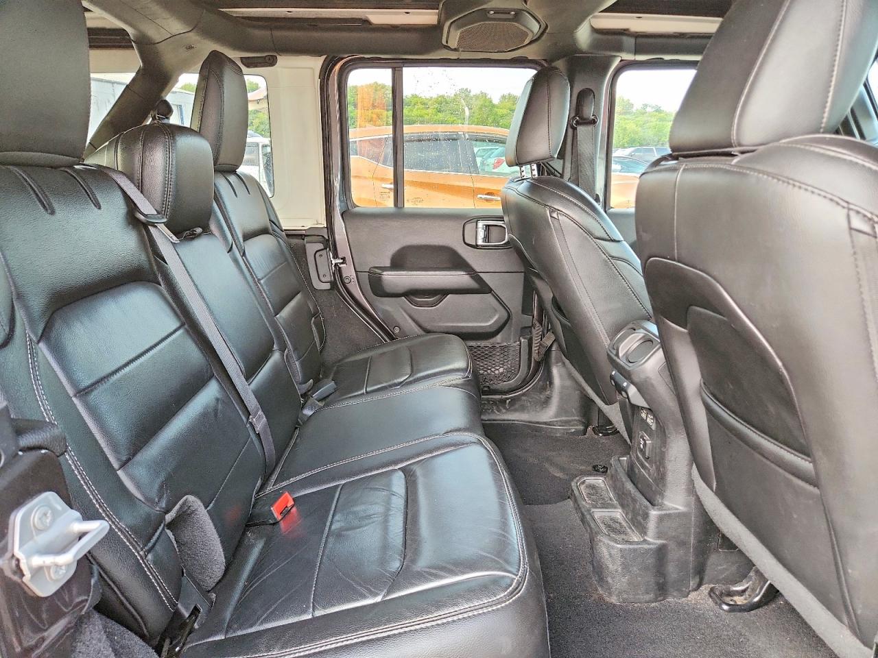 2021 Jeep Wrangler Unlimited Sahara Charcoal vin: 1C4HJXEN9MW573267