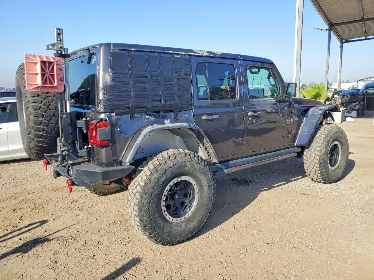 2018 Jeep Wrangler Unlimited Rubicon Gray vin: 1C4HJXFGXJW208589