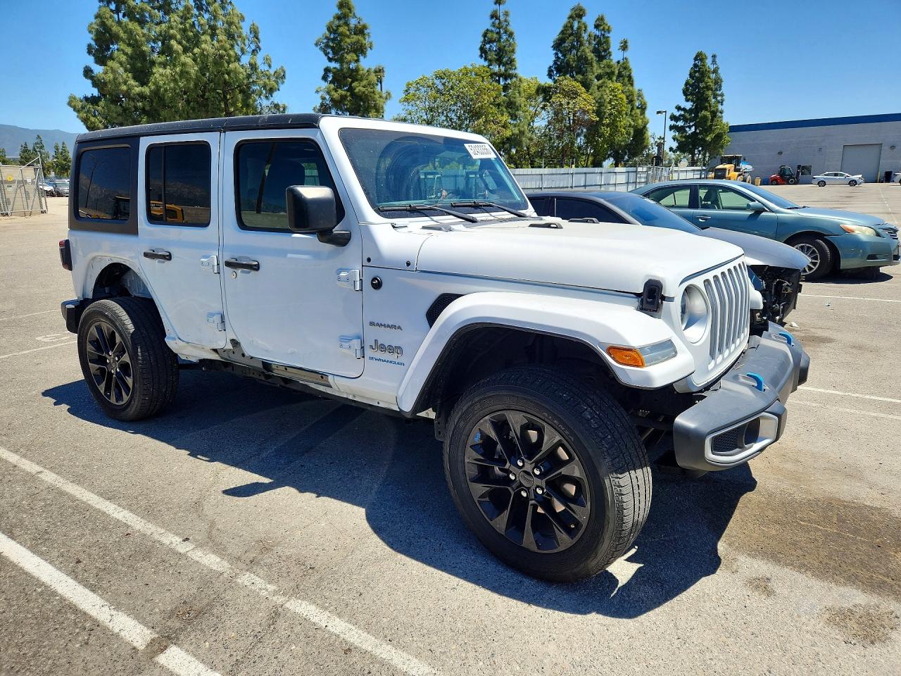 2023 Jeep Wrangler Sahara 4xe White vin: 1C4JJXP60PW581379