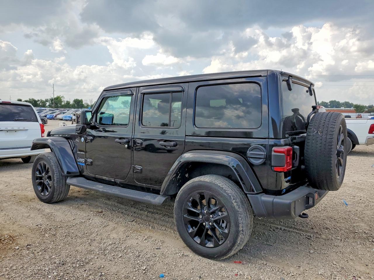 2021 Jeep Wrangler Unlimited Sahara 4xe Черный vin: 1C4JJXP62MW699056