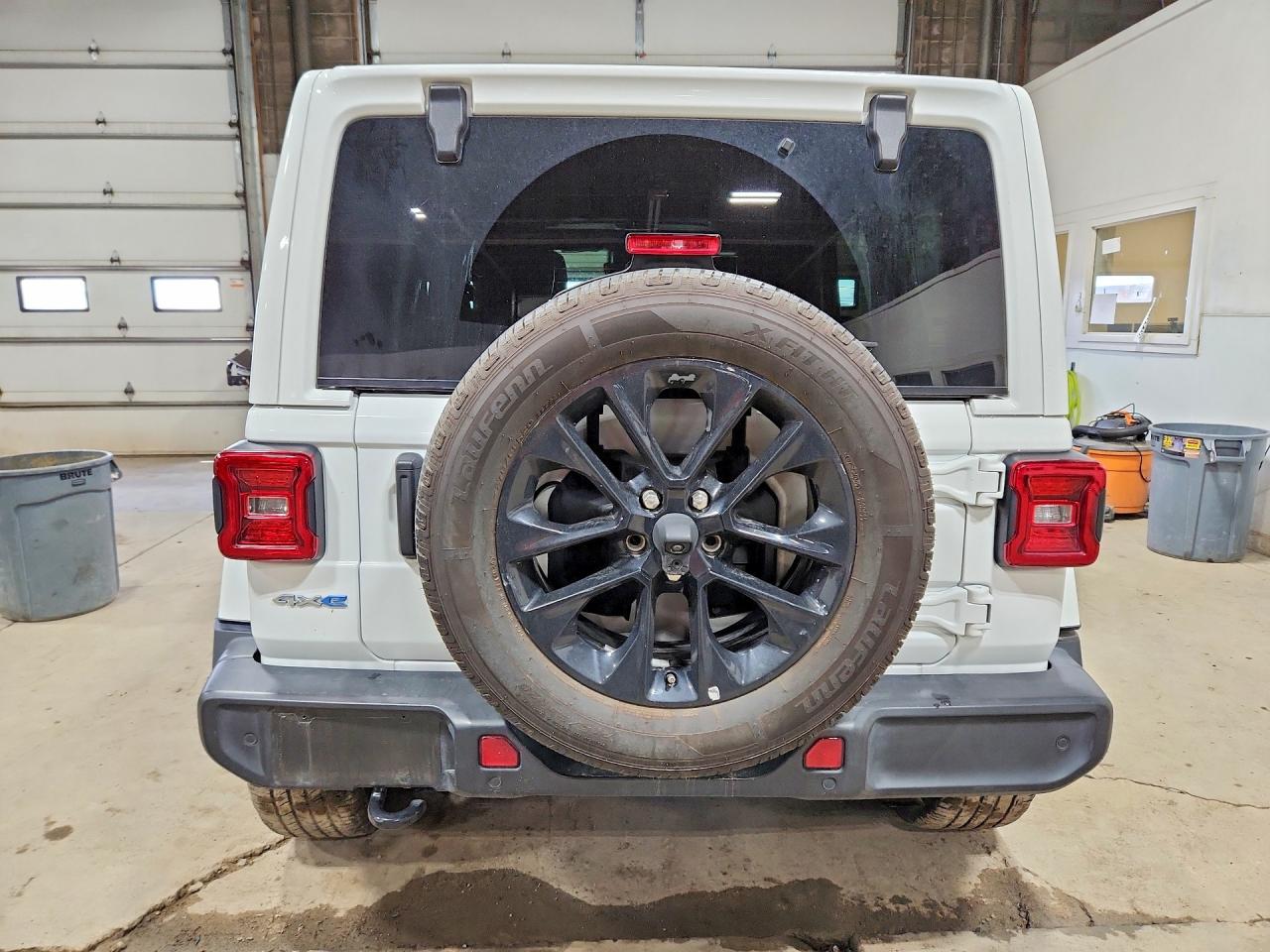 2021 Jeep Wrangler Unlimited Sahara 4xe White vin: 1C4JJXP64MW677012
