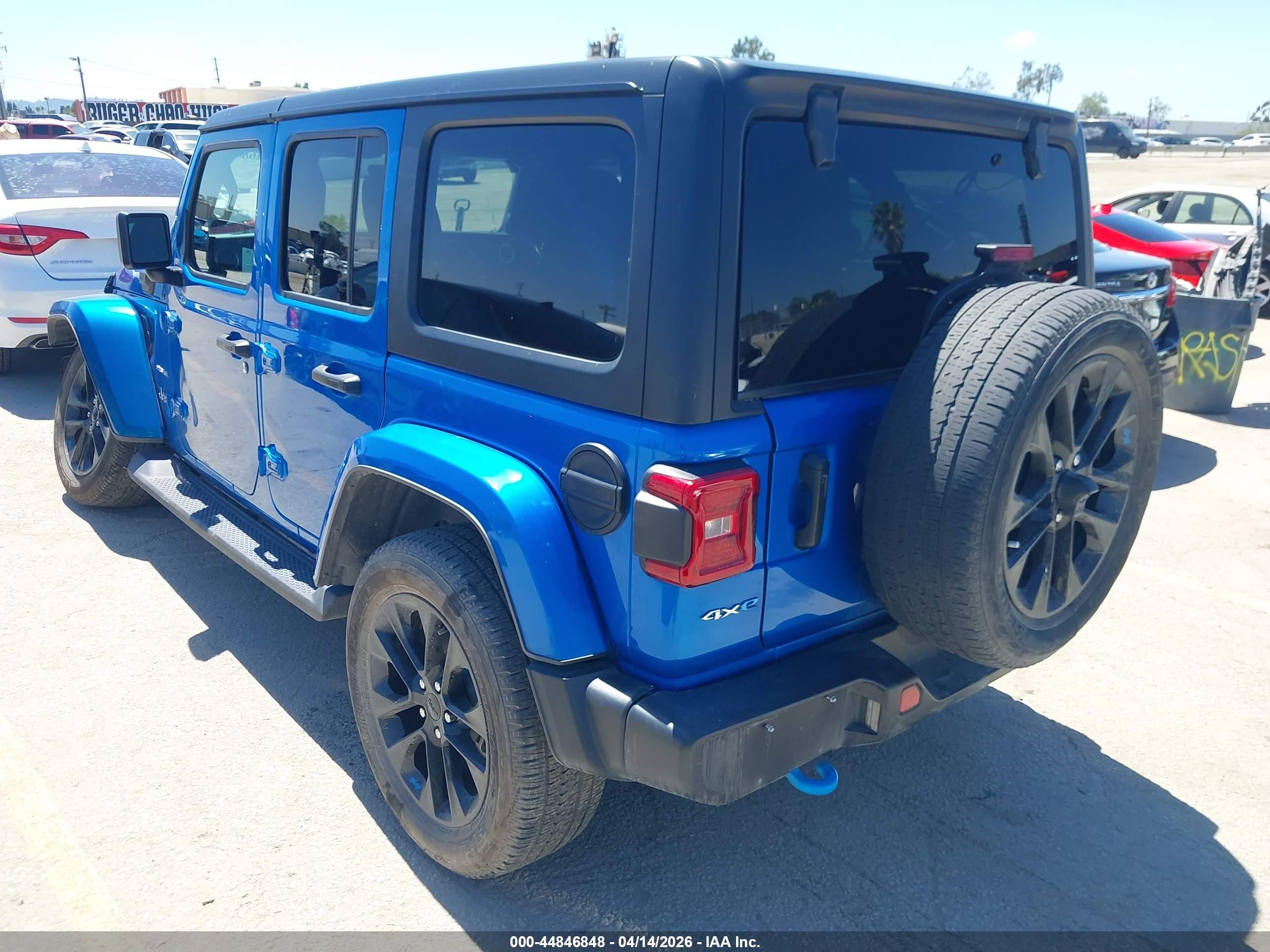 2022 Jeep Wrangler 4xe Unlimited Sahara 4x4 Синий vin: 1C4JJXP68NW277925