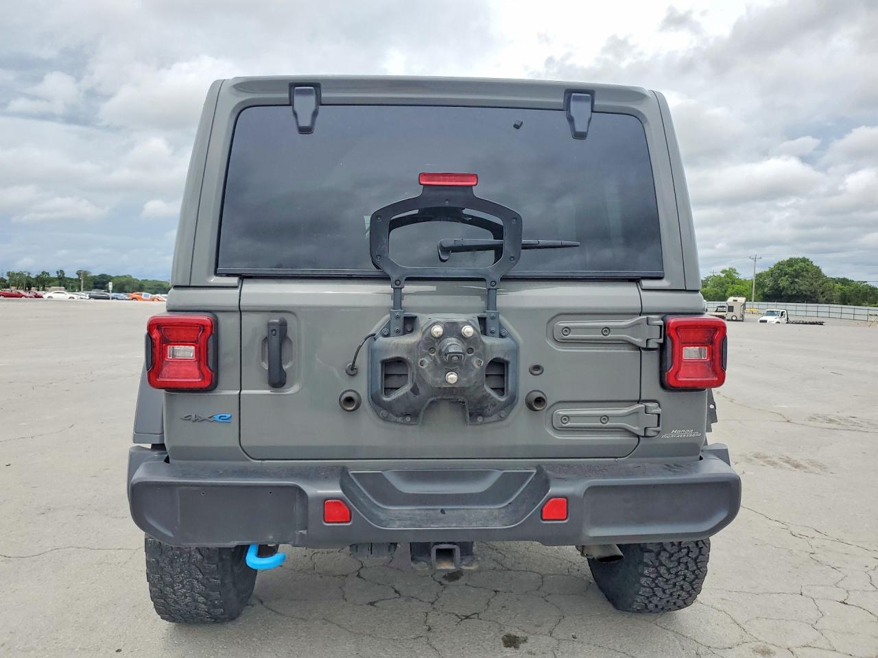2022 Jeep Wrangler Unlimited Rubicon 4xe Gray vin: 1C4JJXR62NW218835