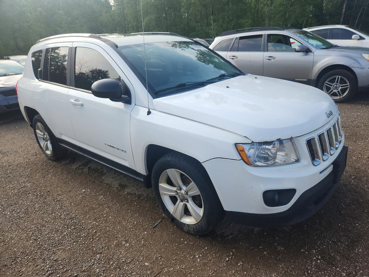 2012 Jeep Compass White vin: 1C4NJCAB8CD594709