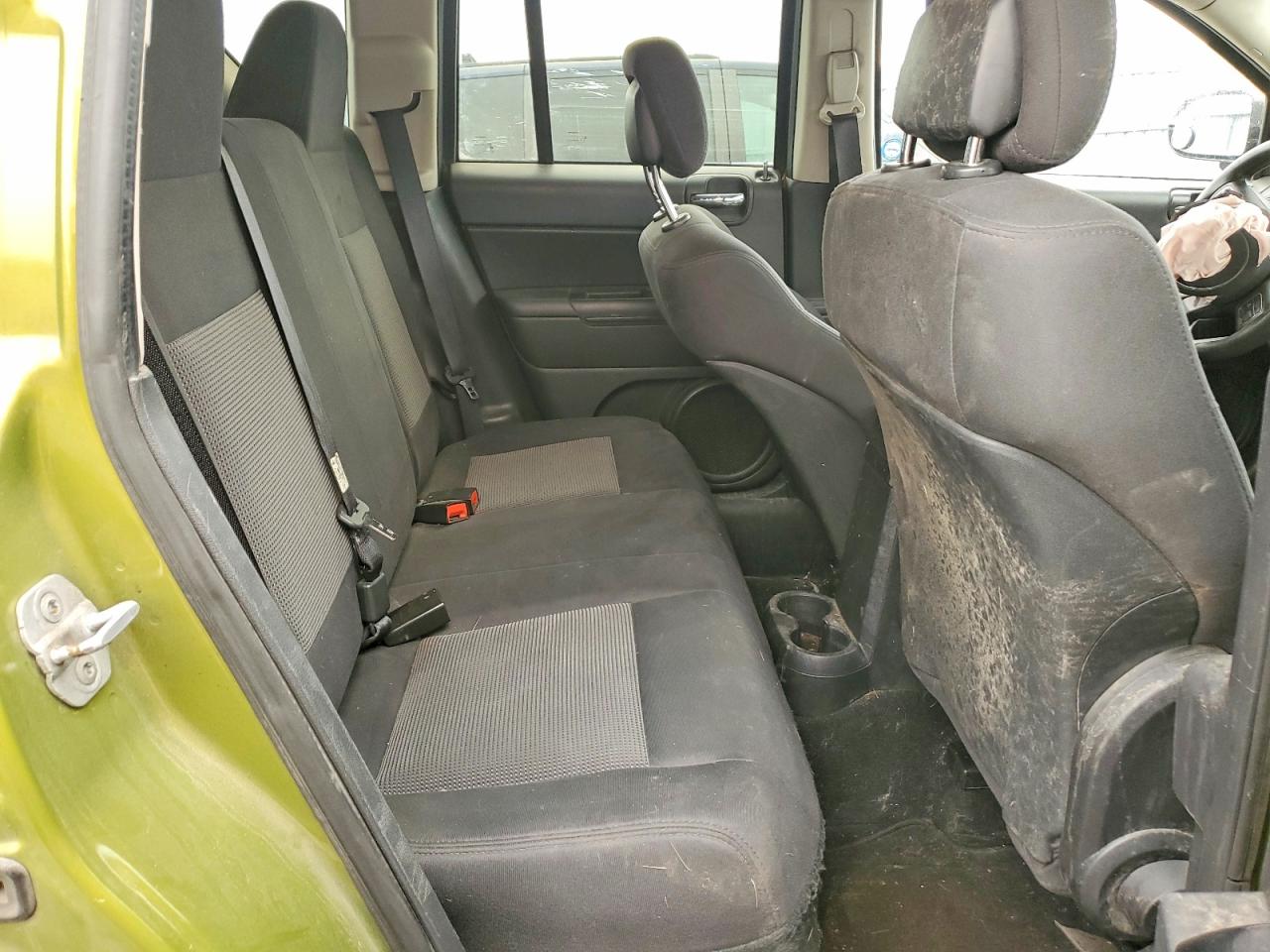 2012 Jeep Compass Зеленый vin: 1C4NJCABXCD615284