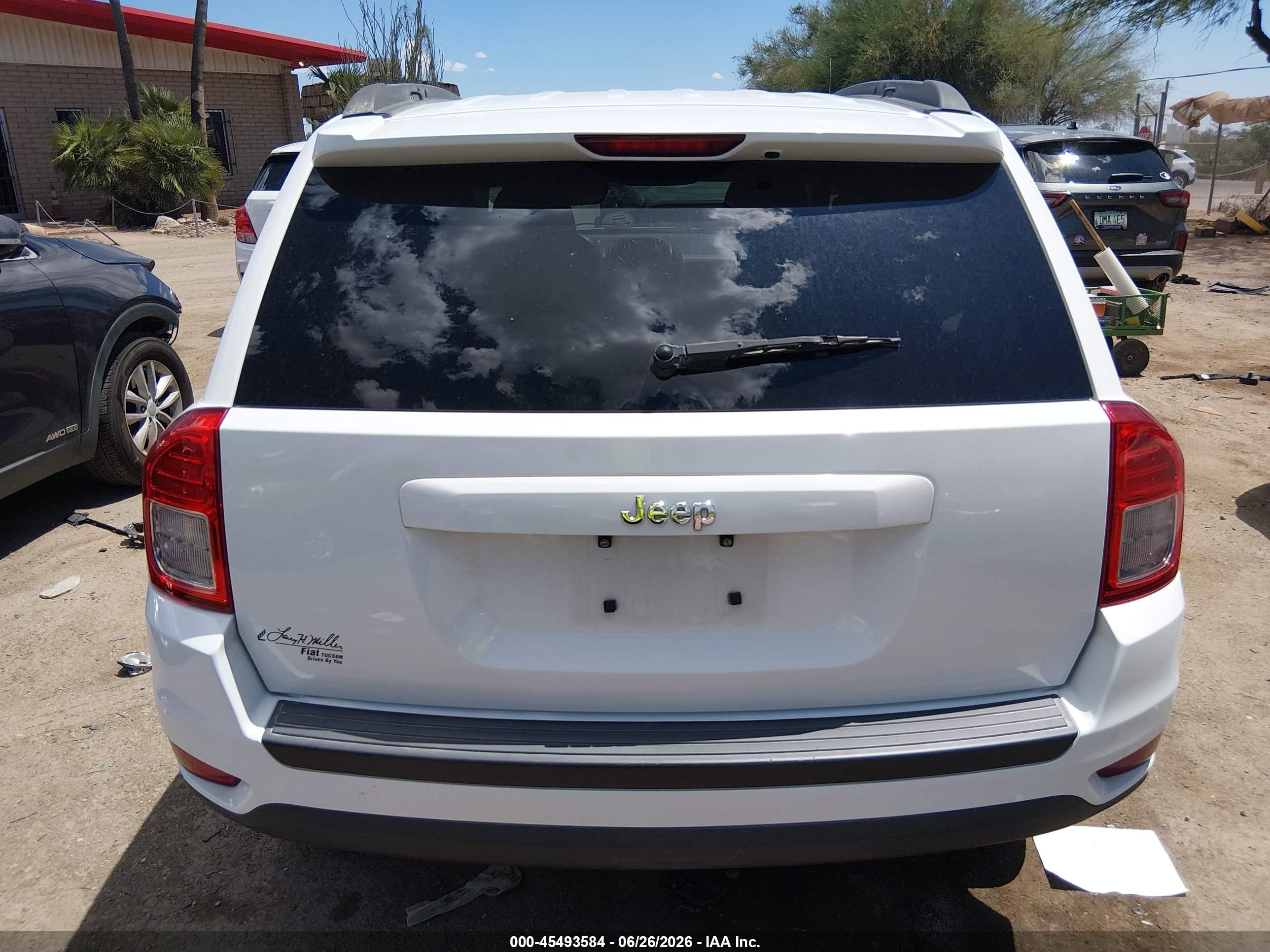 2012 Jeep Compass Sport White vin: 1C4NJCBA0CD606065