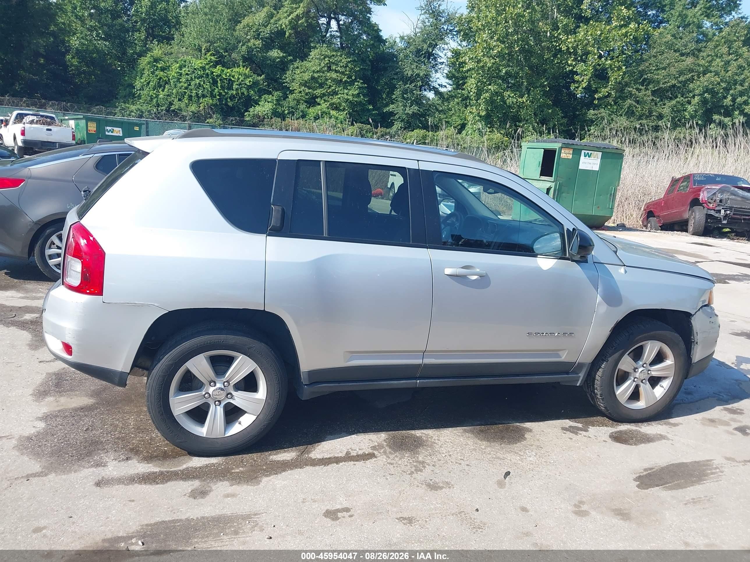 2012 Jeep Compass Sport Серебряный vin: 1C4NJCBA0CD620225