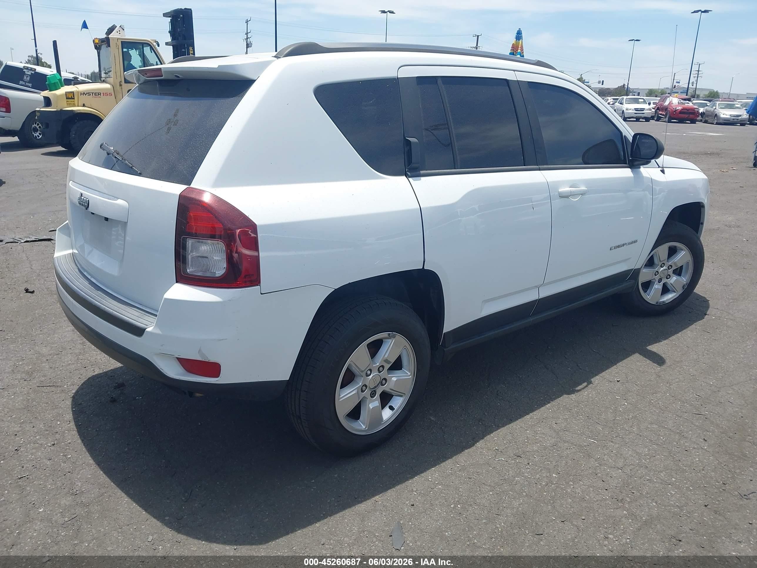 2014 Jeep Compass Sport White vin: 1C4NJCBA0ED772203