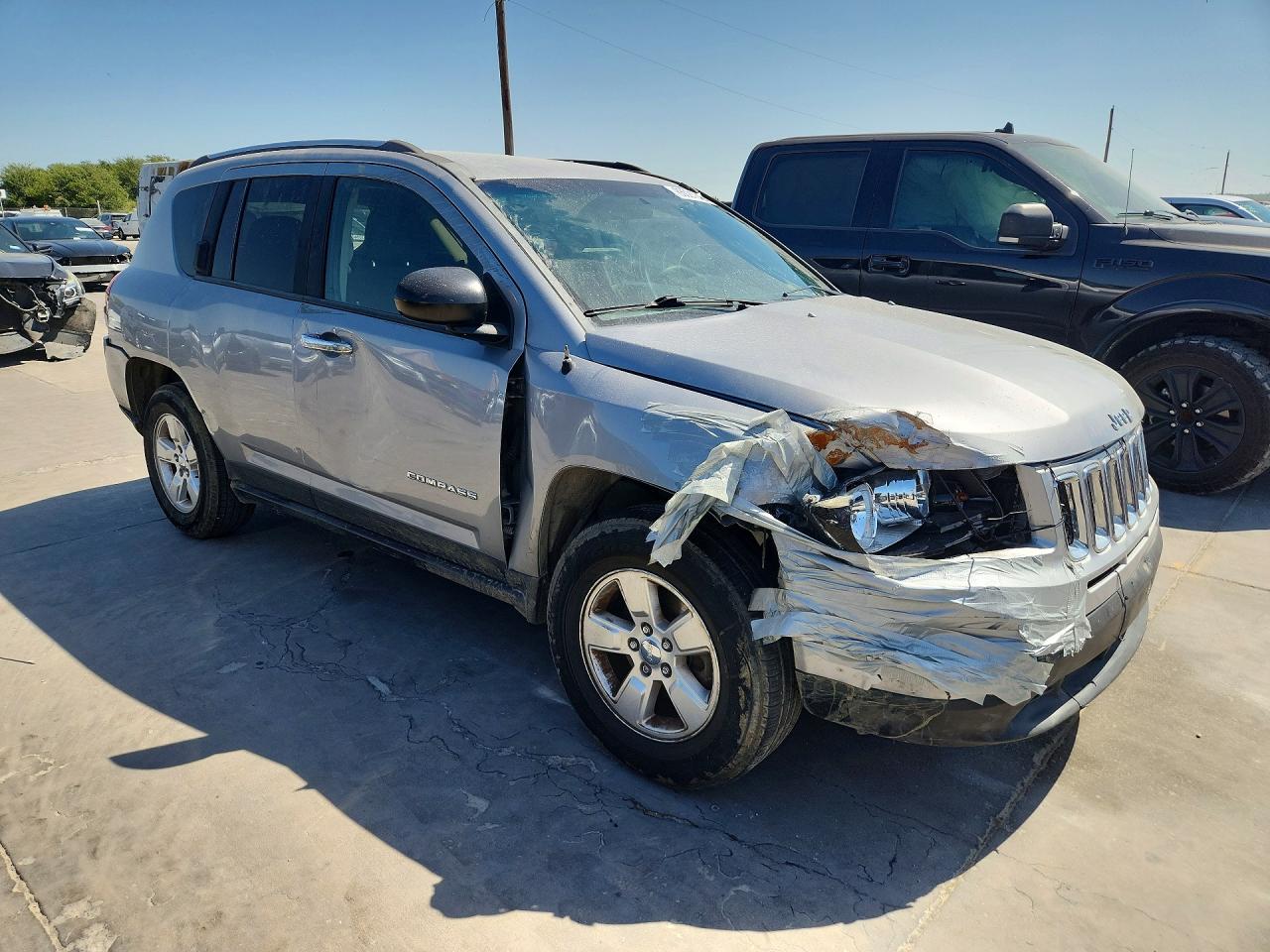 2015 Jeep Compass Sport Silver vin: 1C4NJCBA0FD219178